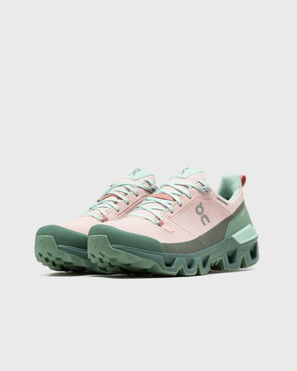 ON Cloudwander Waterproof Women Green/Pink - DOE | IVY