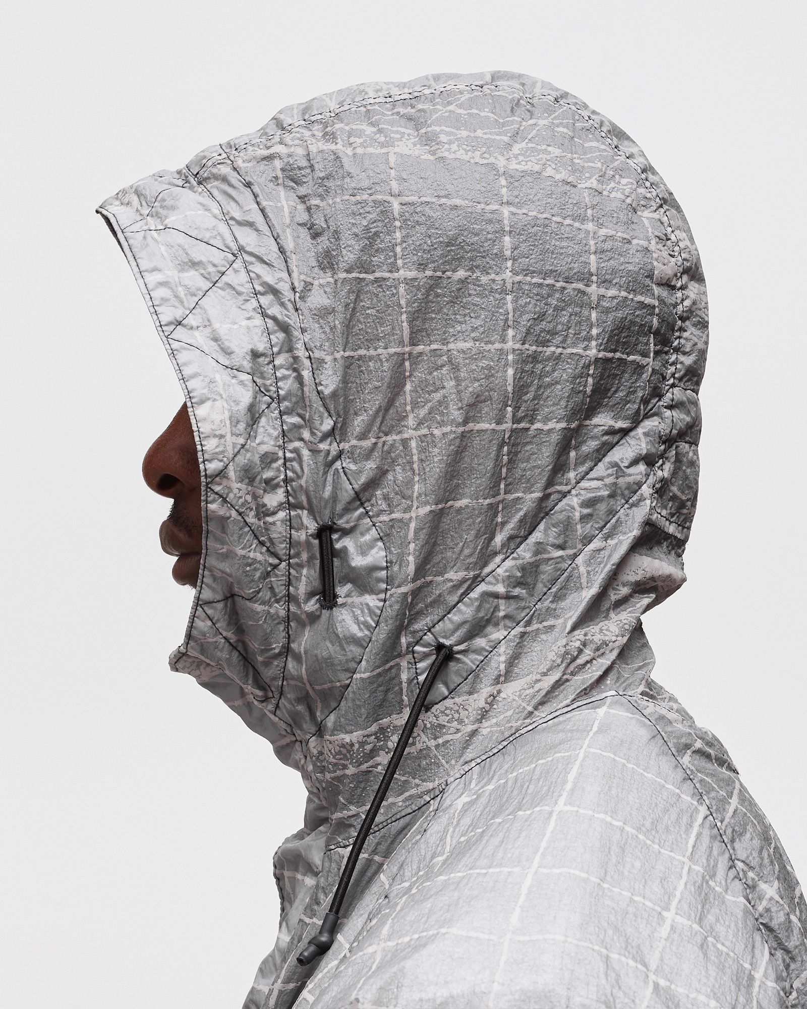 REFLECTIVE GRID ON LAMY-TC PARKA