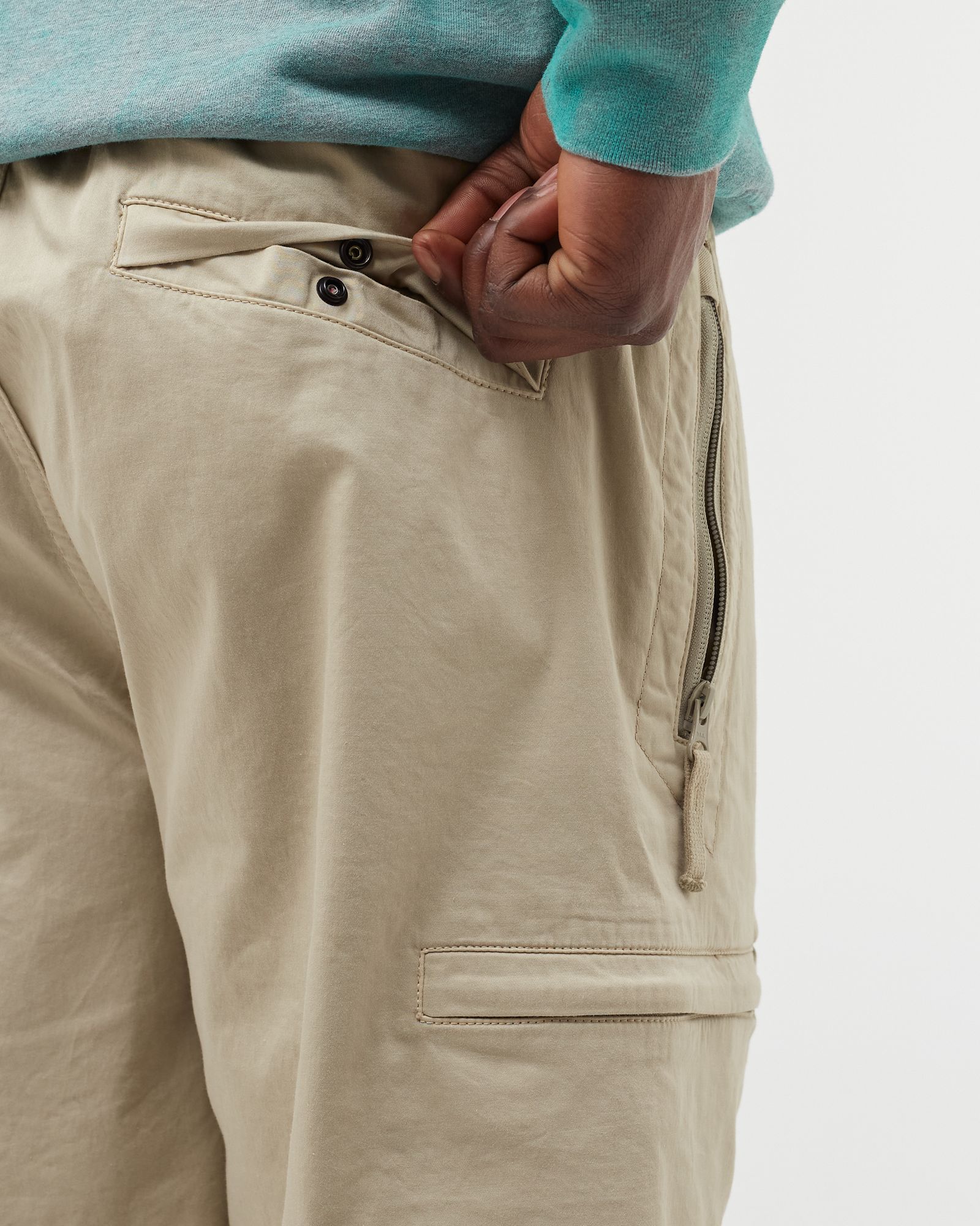 GHOST PIECE BERMUDA SHORTS