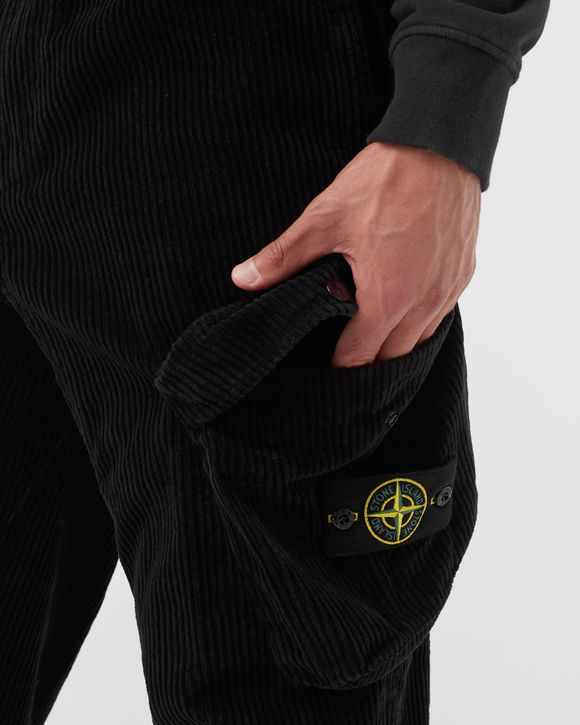 Stone Island COTTON CORDUROY CARGOPANTS Black | BSTN Store 
