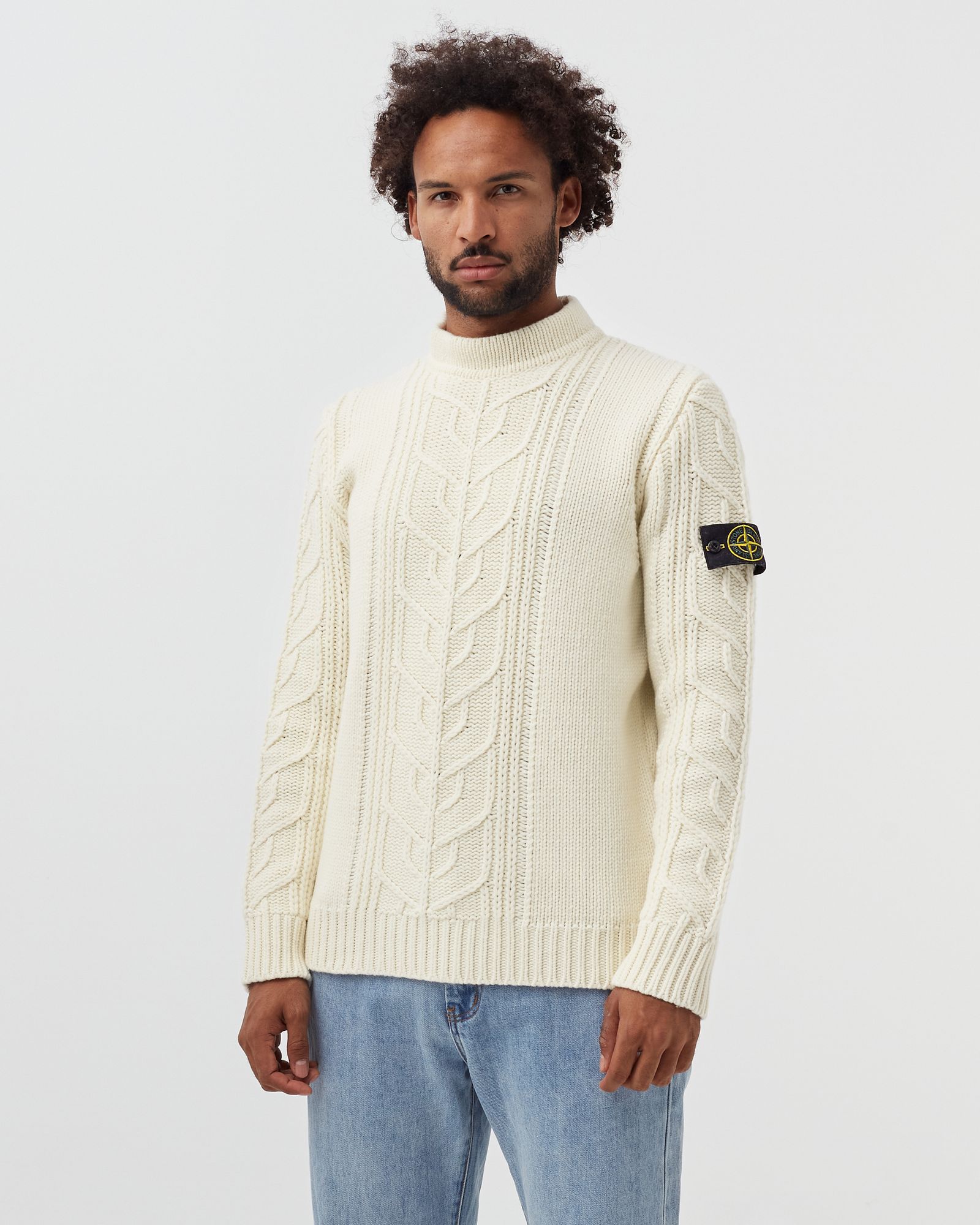 569D4 LAMBSWOOL WITH ARAN MOTIF