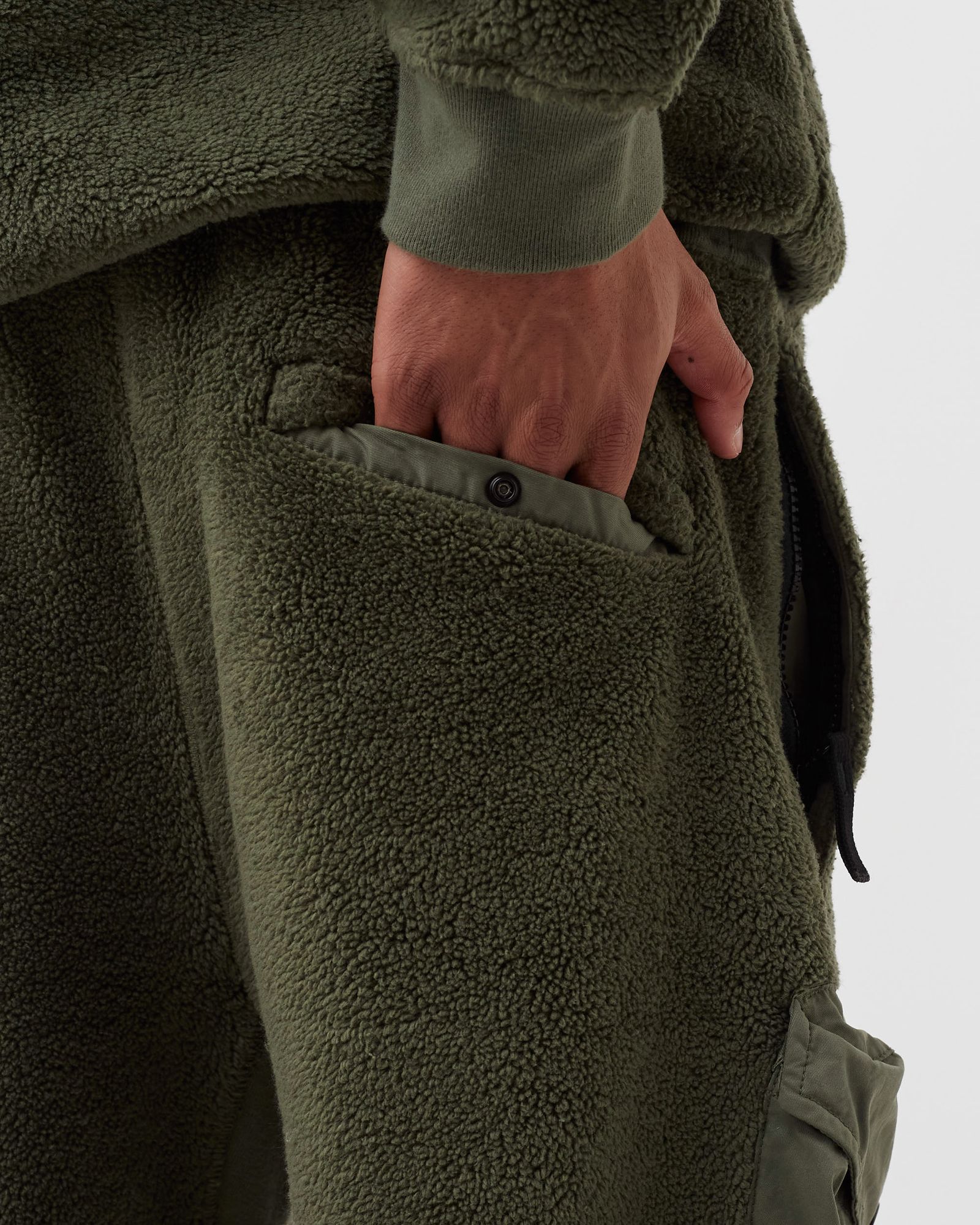 COTTON PILE_REGULAR FIT BERMUDA