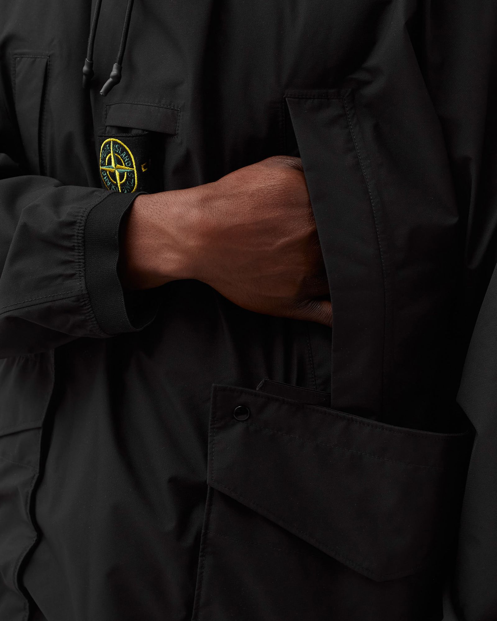 RIPSTOP GORE-TEX NYLON METAL DOWN-TC_PACKABLE CAPE