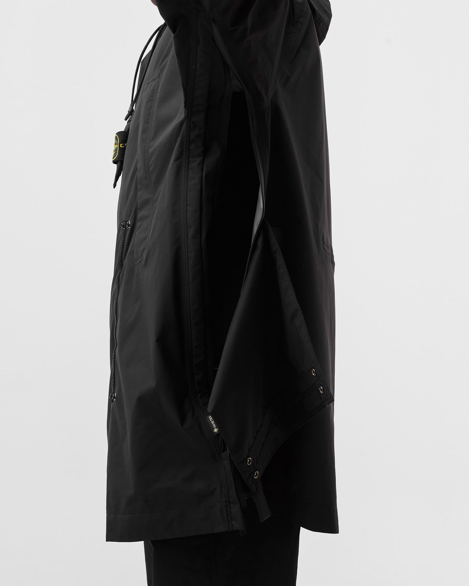 RIPSTOP GORE-TEX NYLON METAL DOWN-TC_PACKABLE CAPE