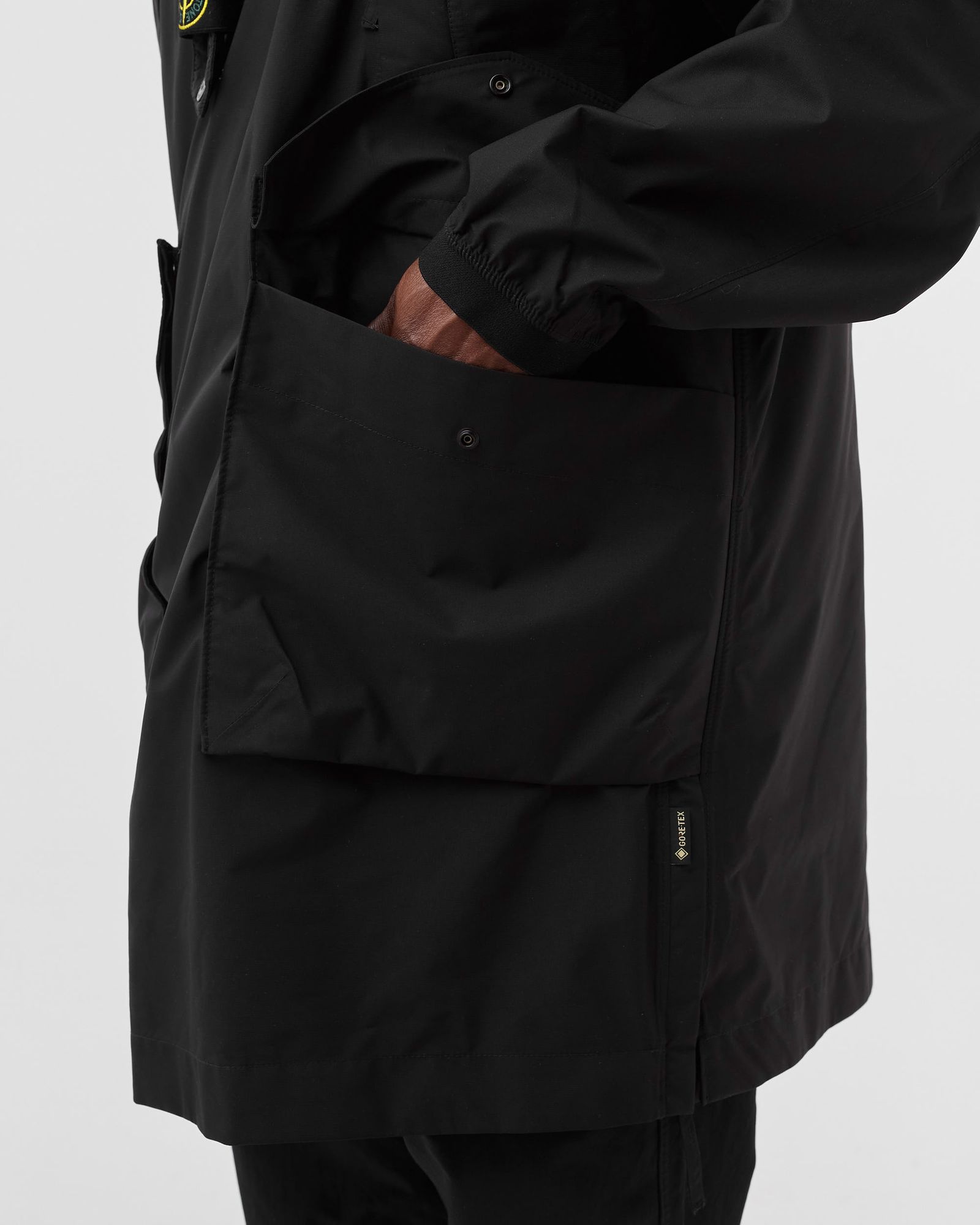 RIPSTOP GORE-TEX NYLON METAL DOWN-TC_PACKABLE CAPE