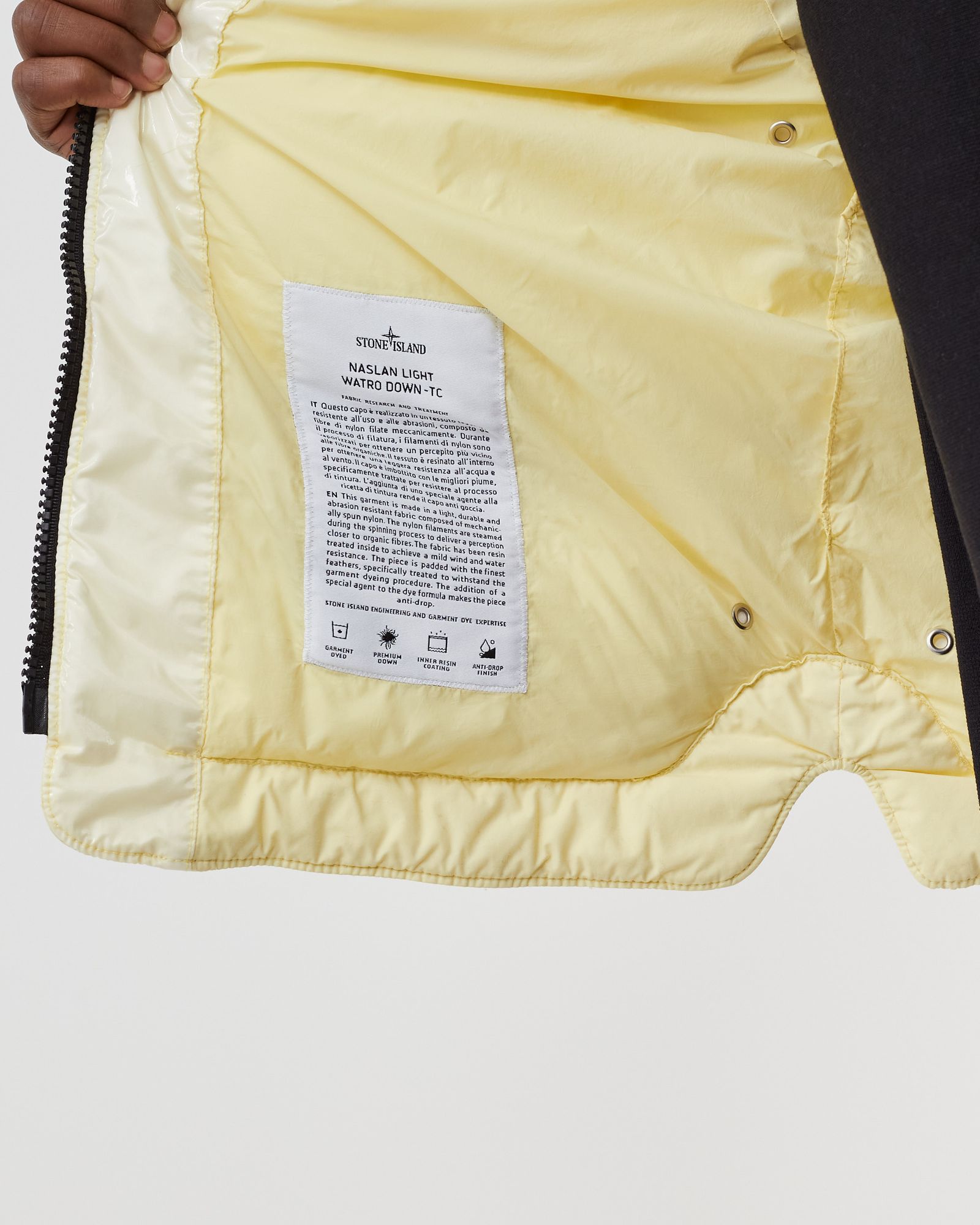 Sleeveless Realdown Jacket Naslan Light Watro