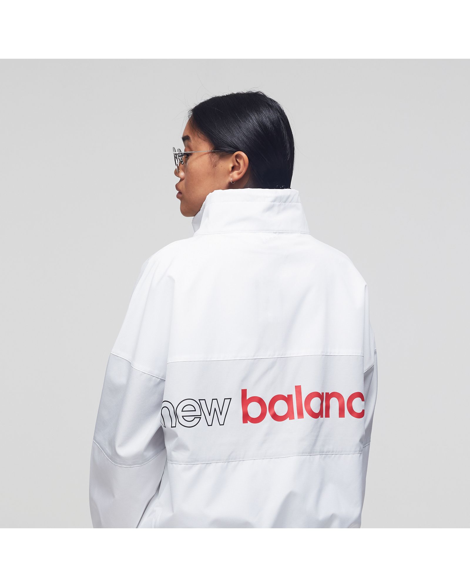 WMNS WINDBREAKER