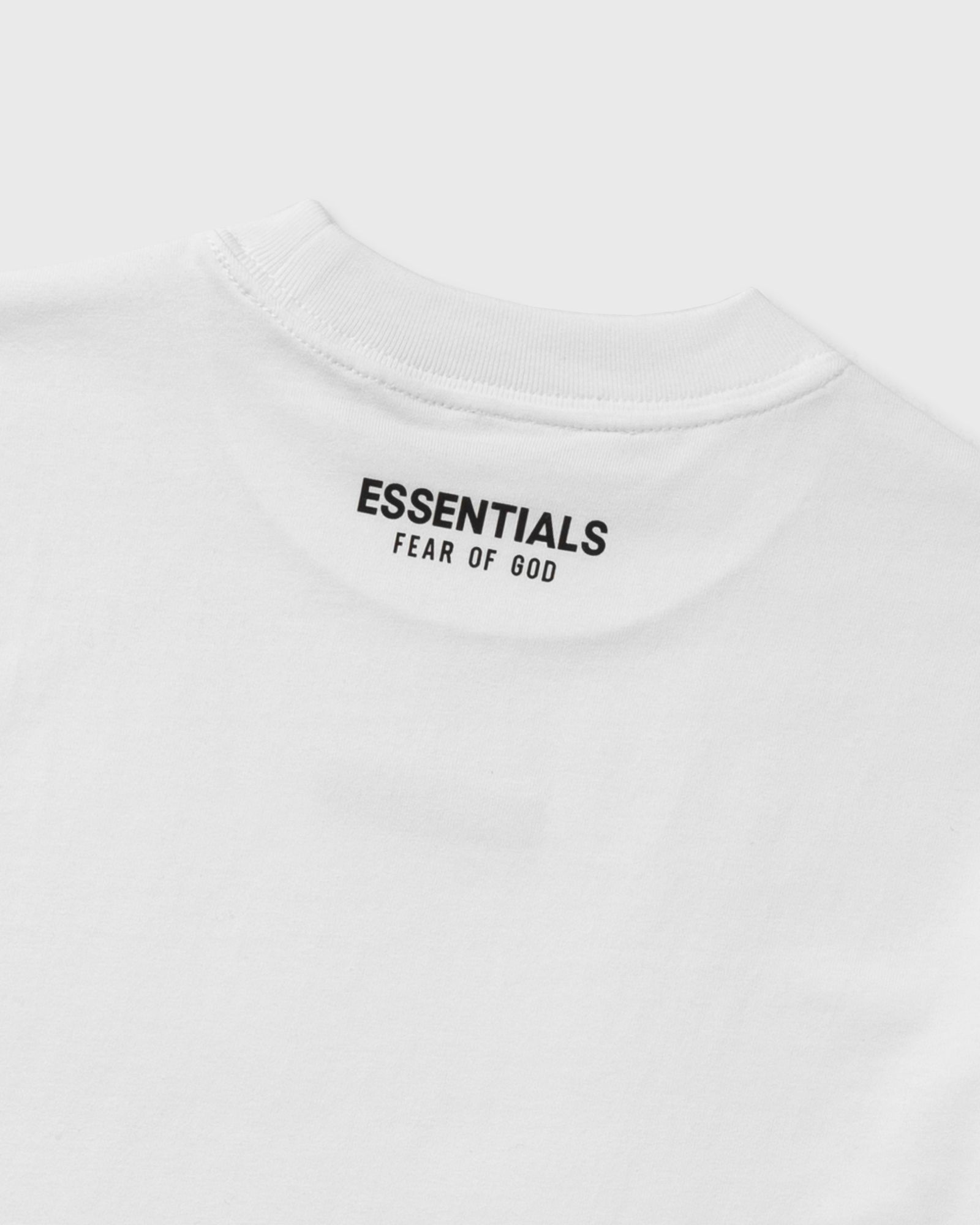 ESSENTIAL TEE