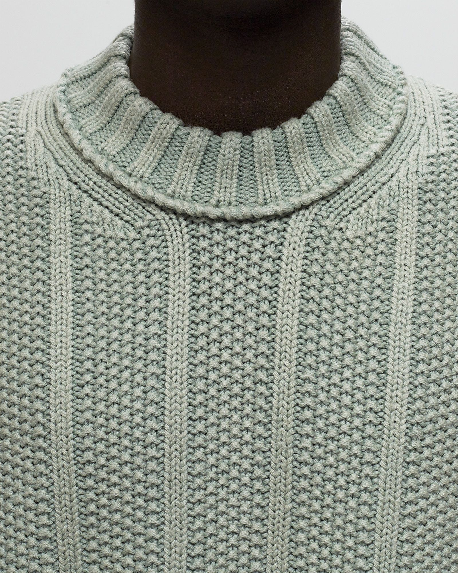 KNITWEAR PURE WOOL WITH 'DUST' TREATMENT