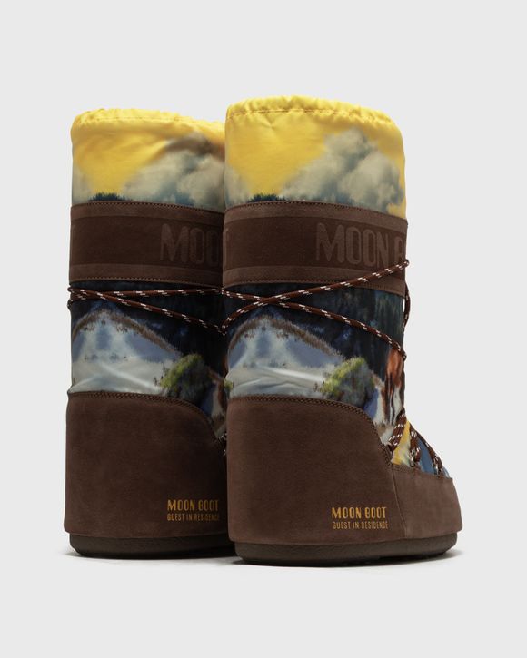 x Guest in Residence ICON POSTCAR