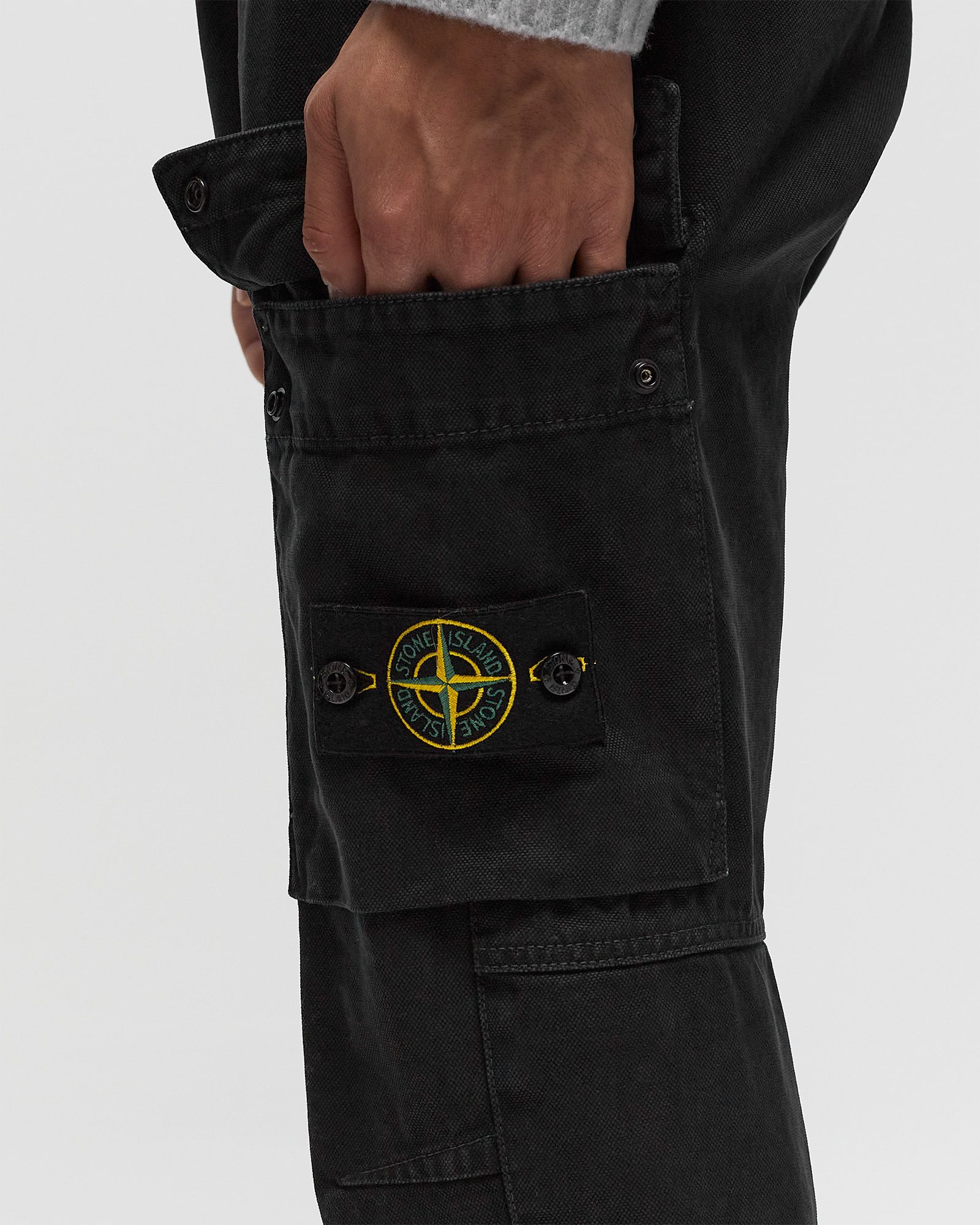 Stone Island CARGO PANTS Black | BSTN Store