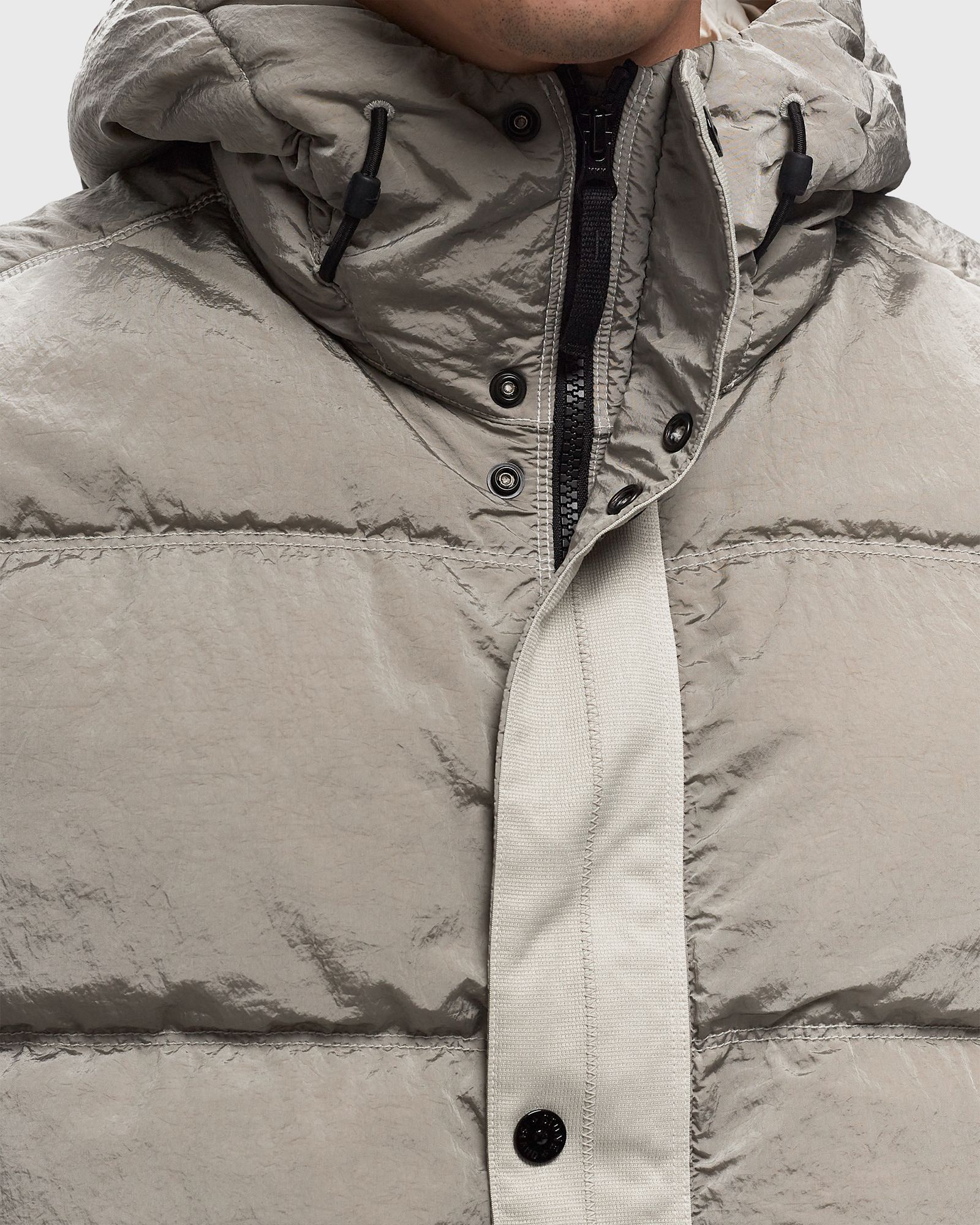 NYLON METAL IN ECONYL HOODED DOWN JACKET