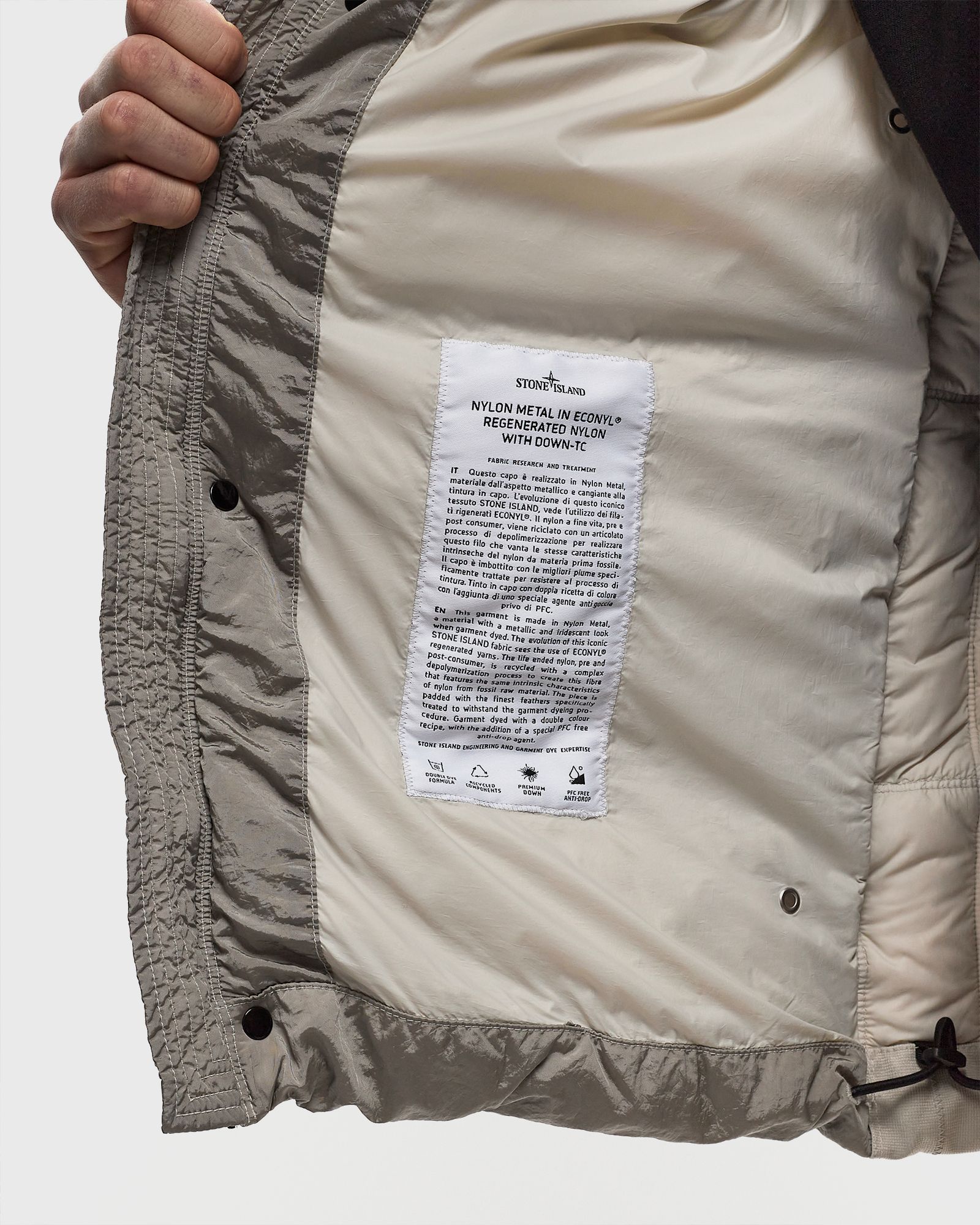 NYLON METAL IN ECONYL HOODED DOWN JACKET