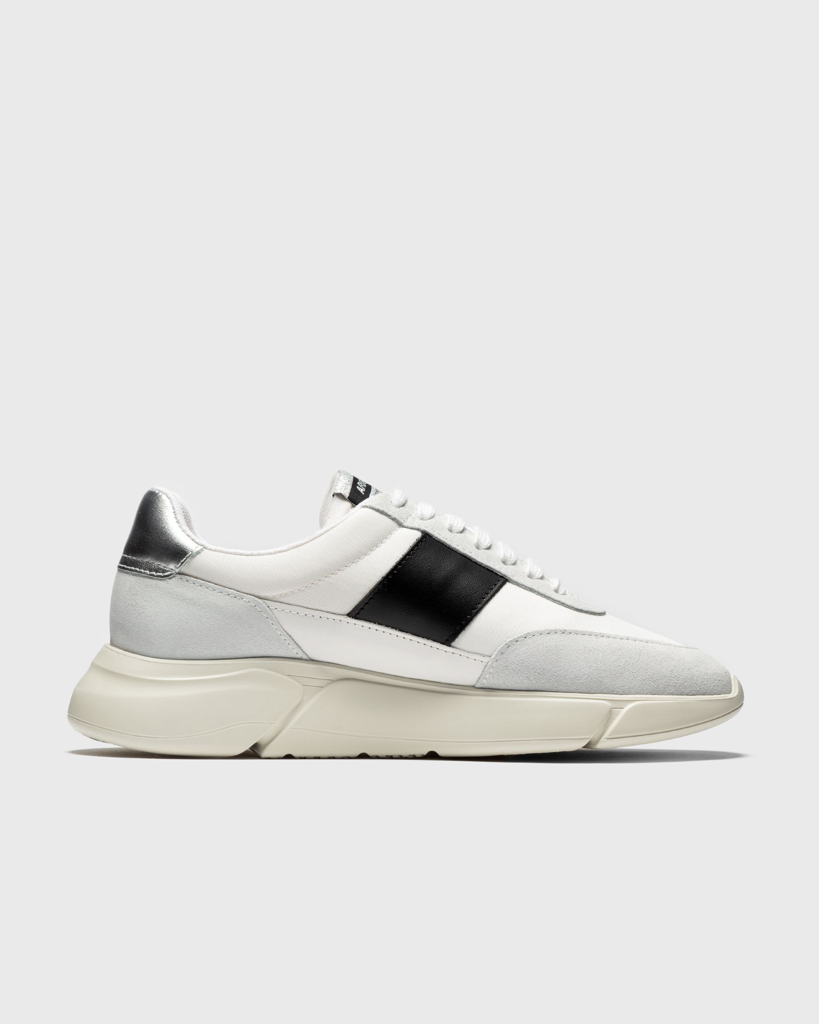 Genesis Vintage Runner