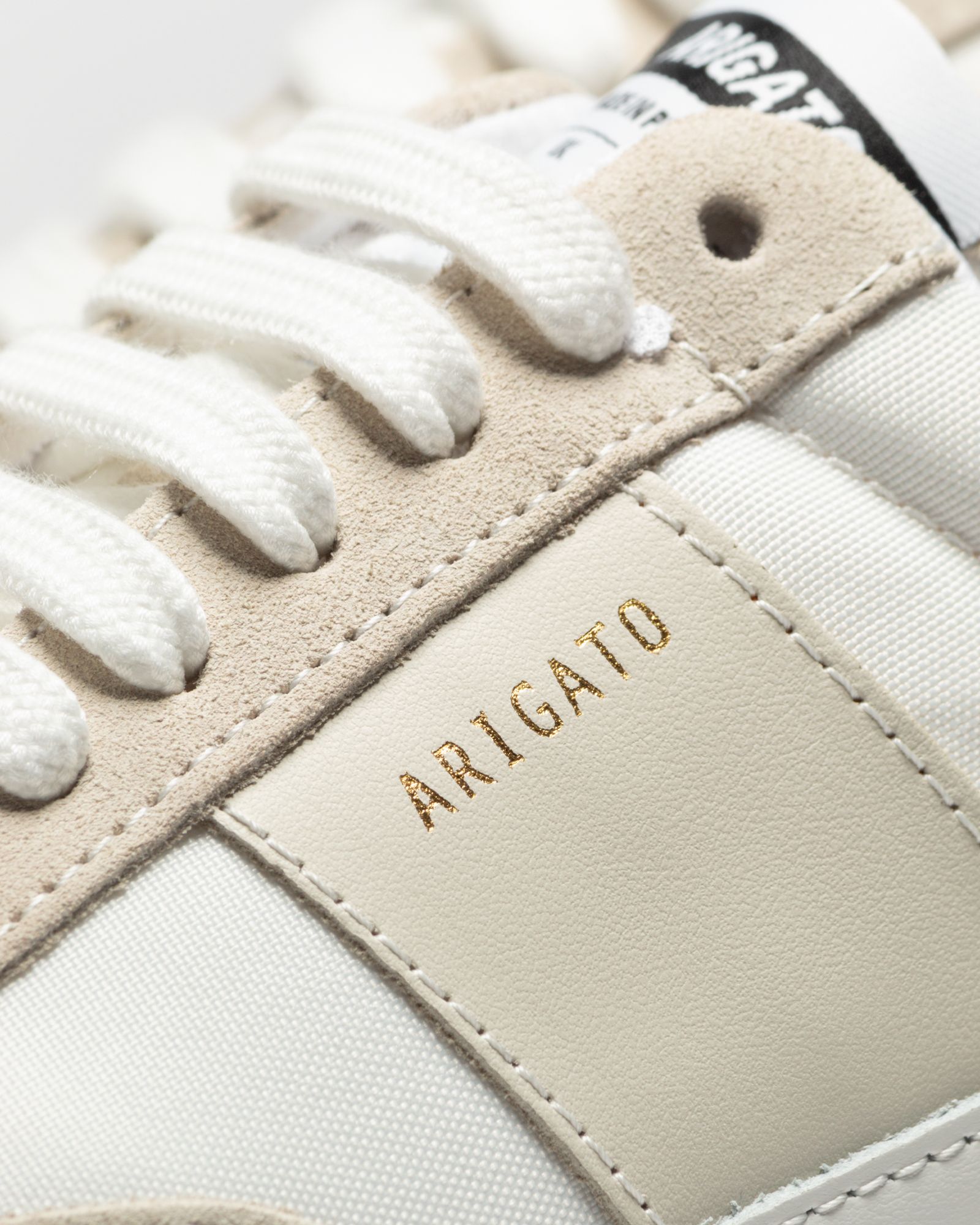 Genesis Vintage Runner