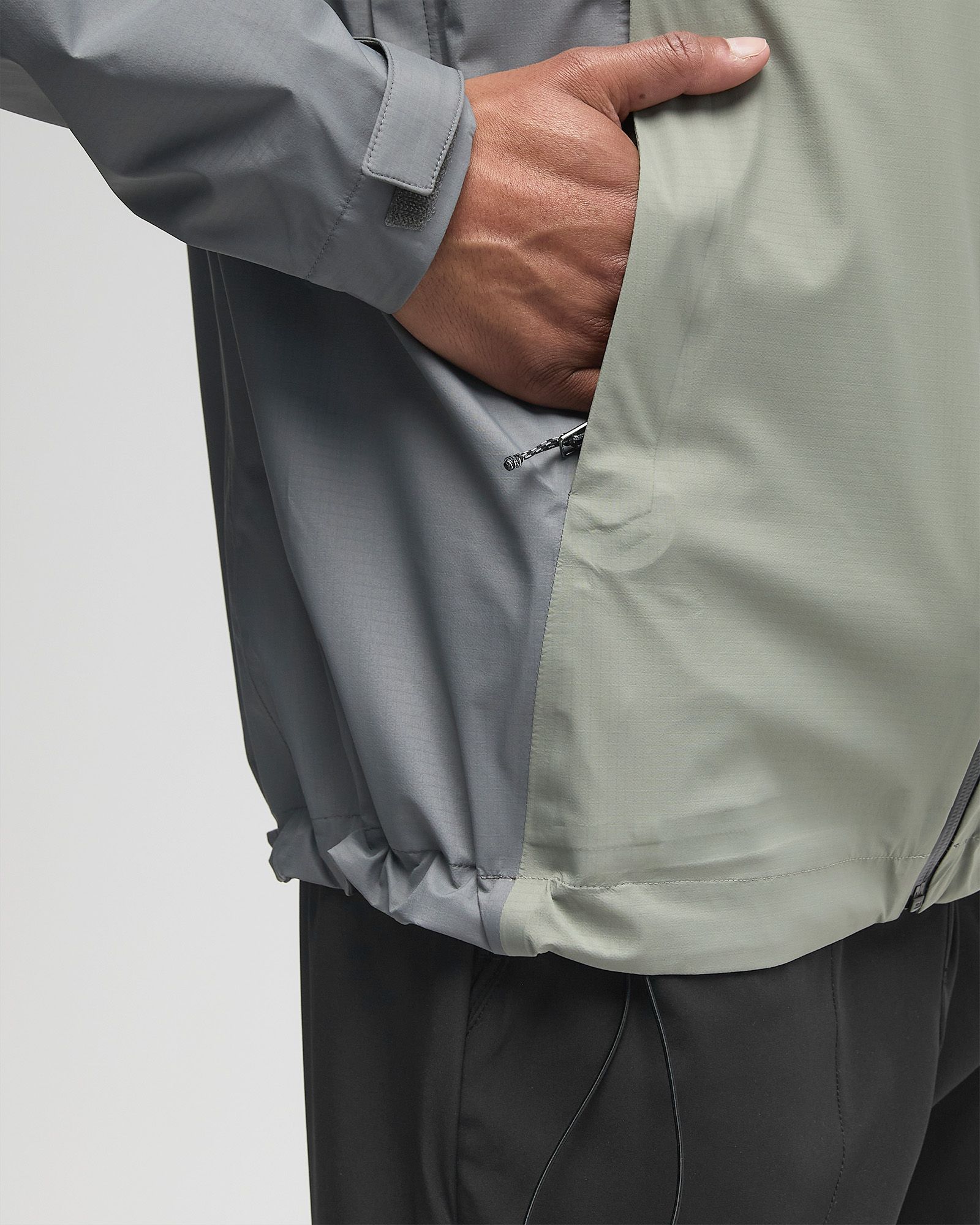 Granite Crest Rain Jacket