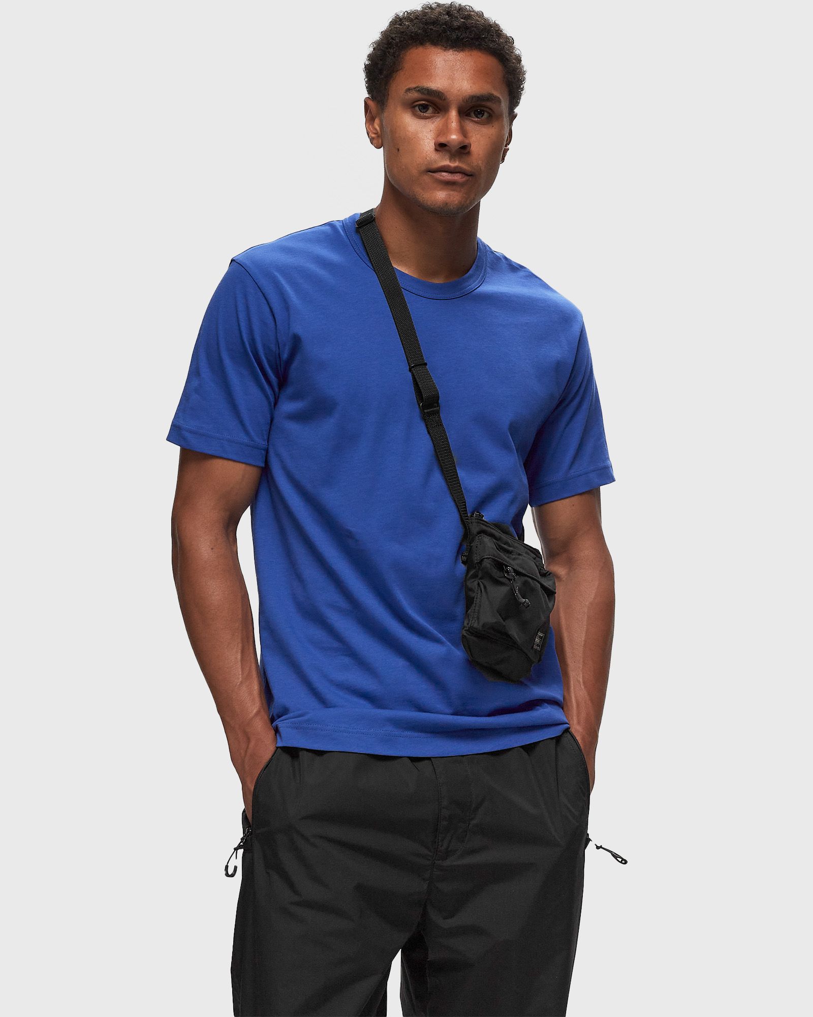 FORCE SHOULDER POUCH