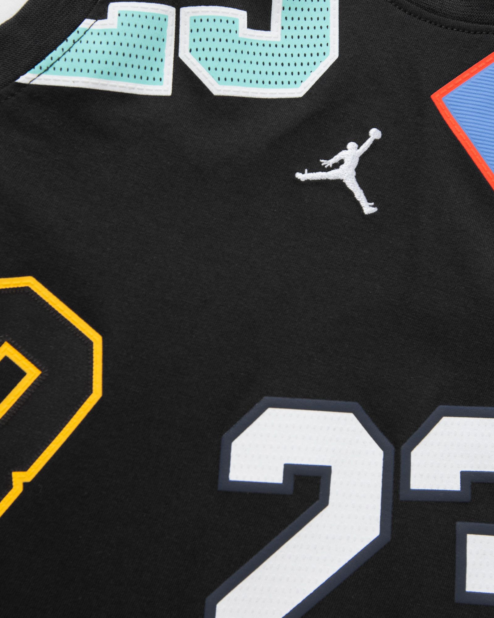 23 MASHUP TANK MESH SHORT