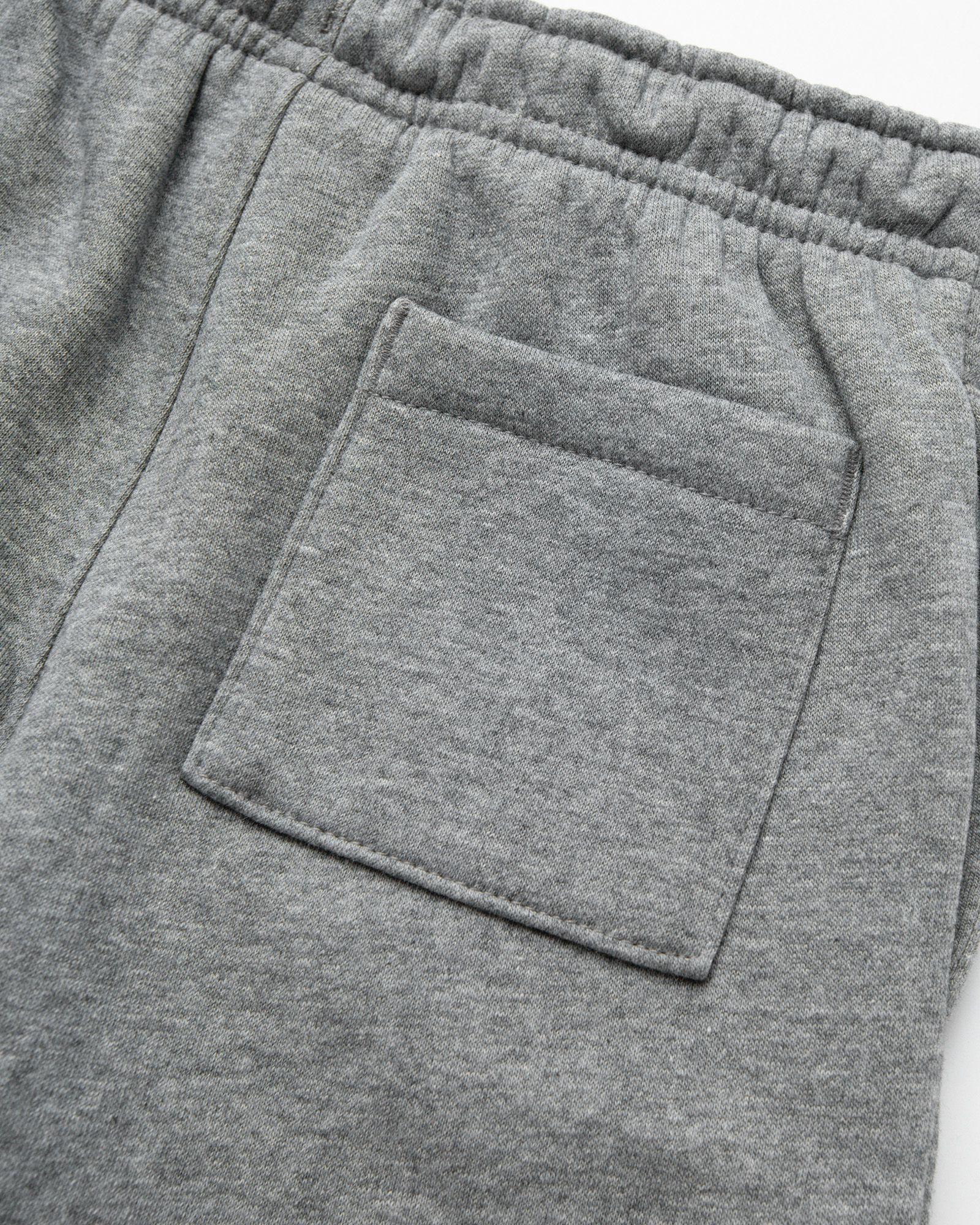 MJ BROOKLYN FLEECE ESSENTIALS SHORT