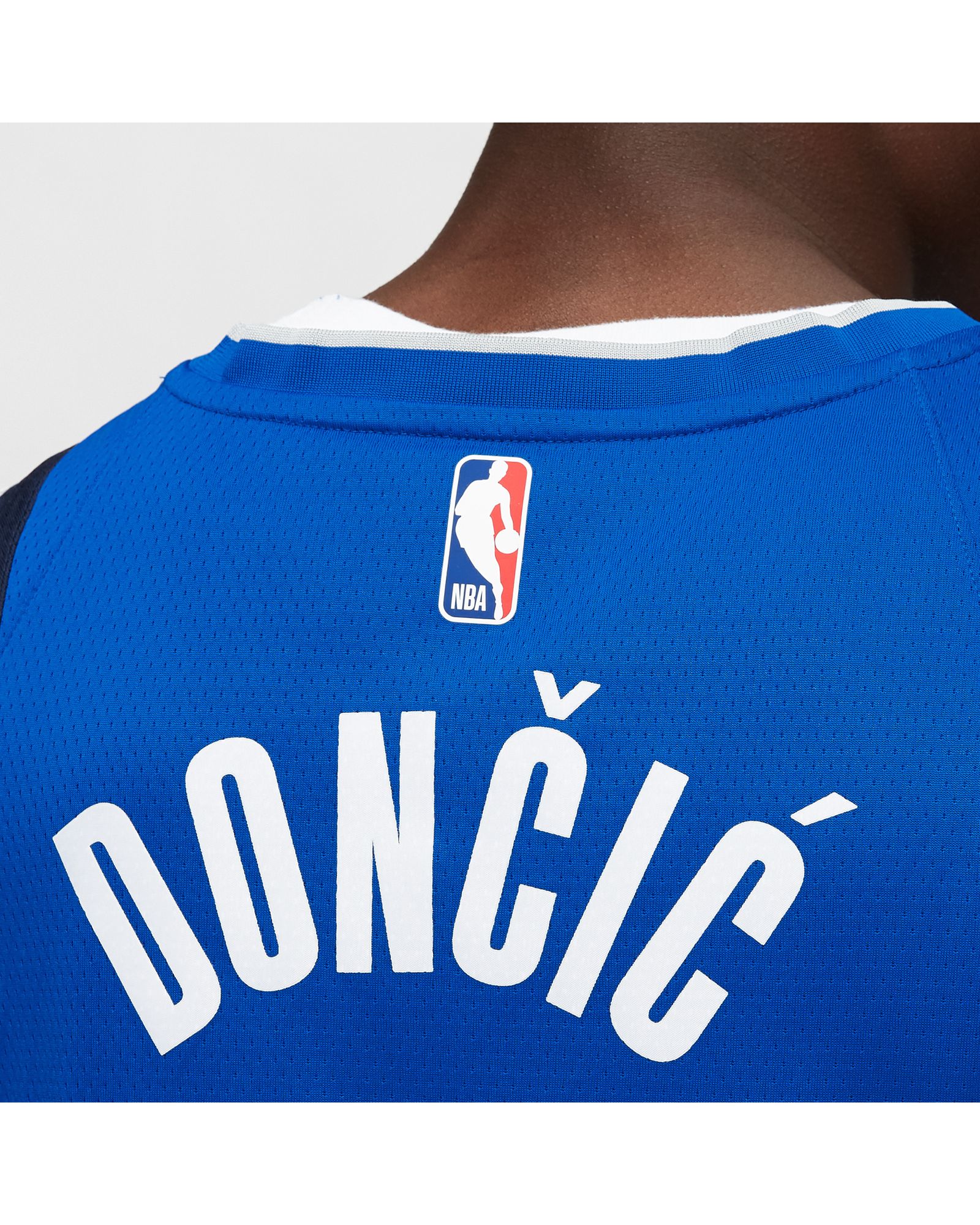Swingman Jersey Dallas Mavericks Luka Doncic Icon Edition