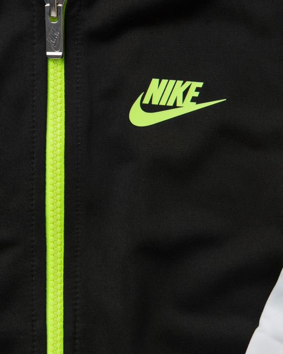 Black and lime 2025 green nike tracksuit