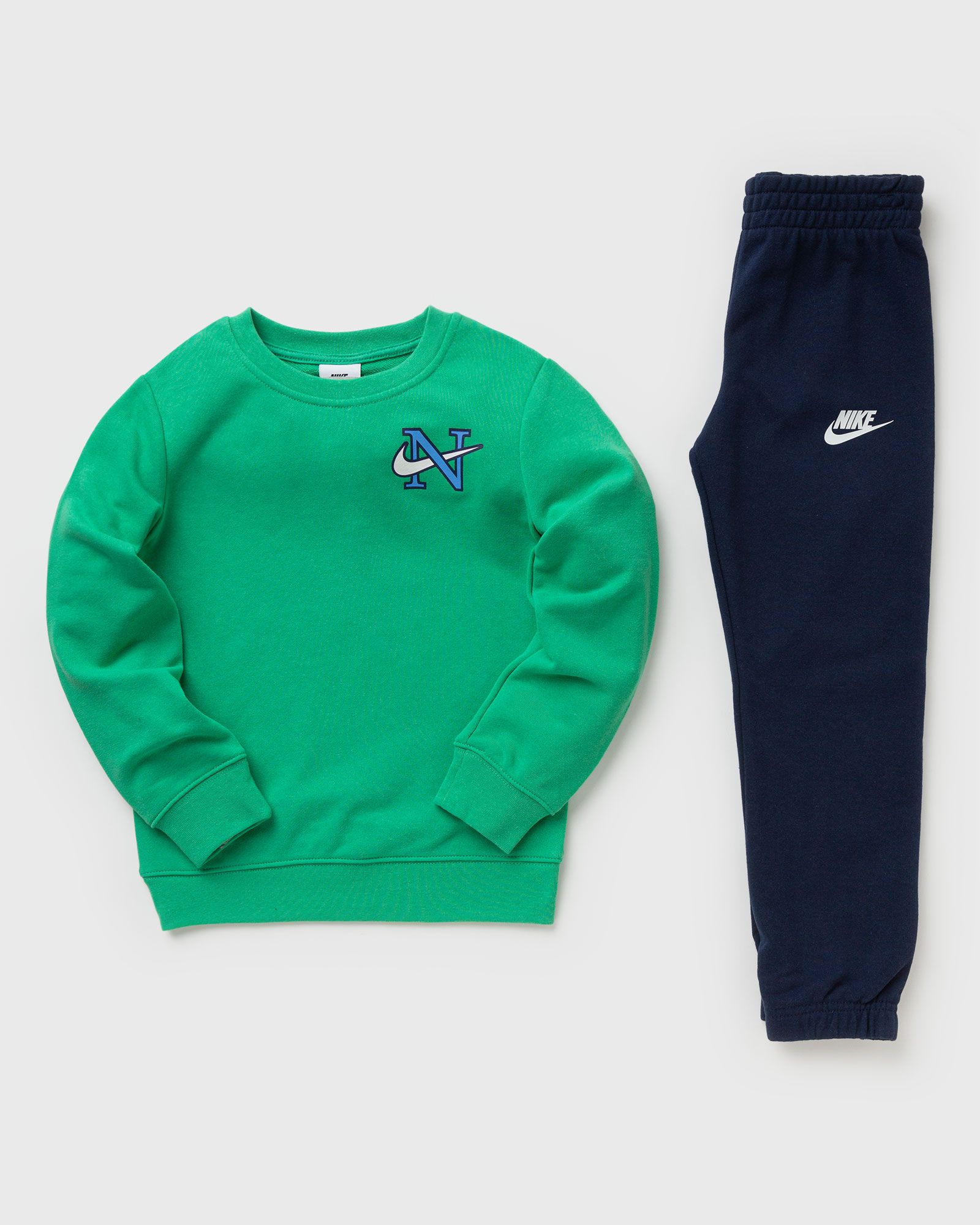 B NSW CREW + FT JOGGER SET