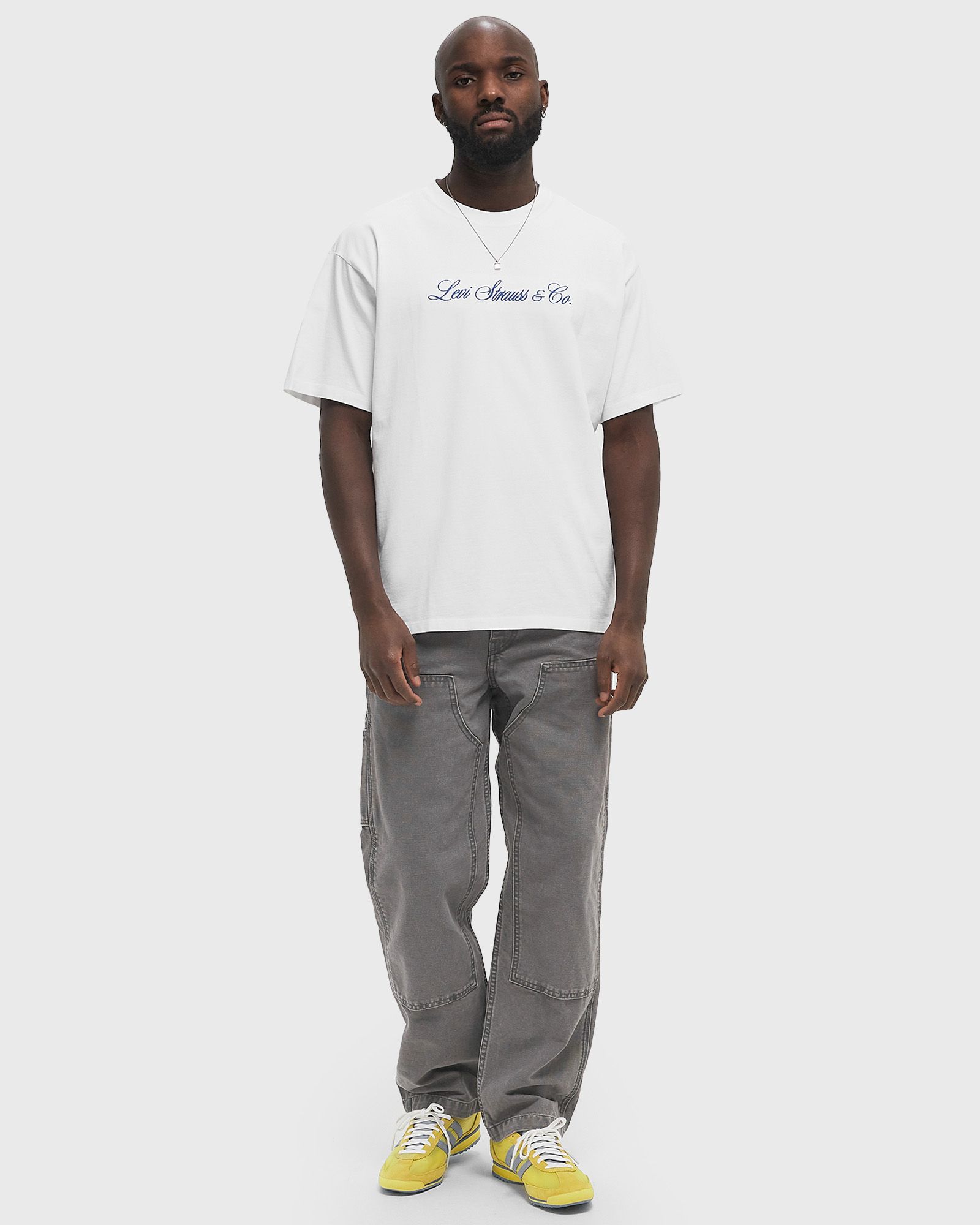 VINTAGE FIT GRAPHIC TEE