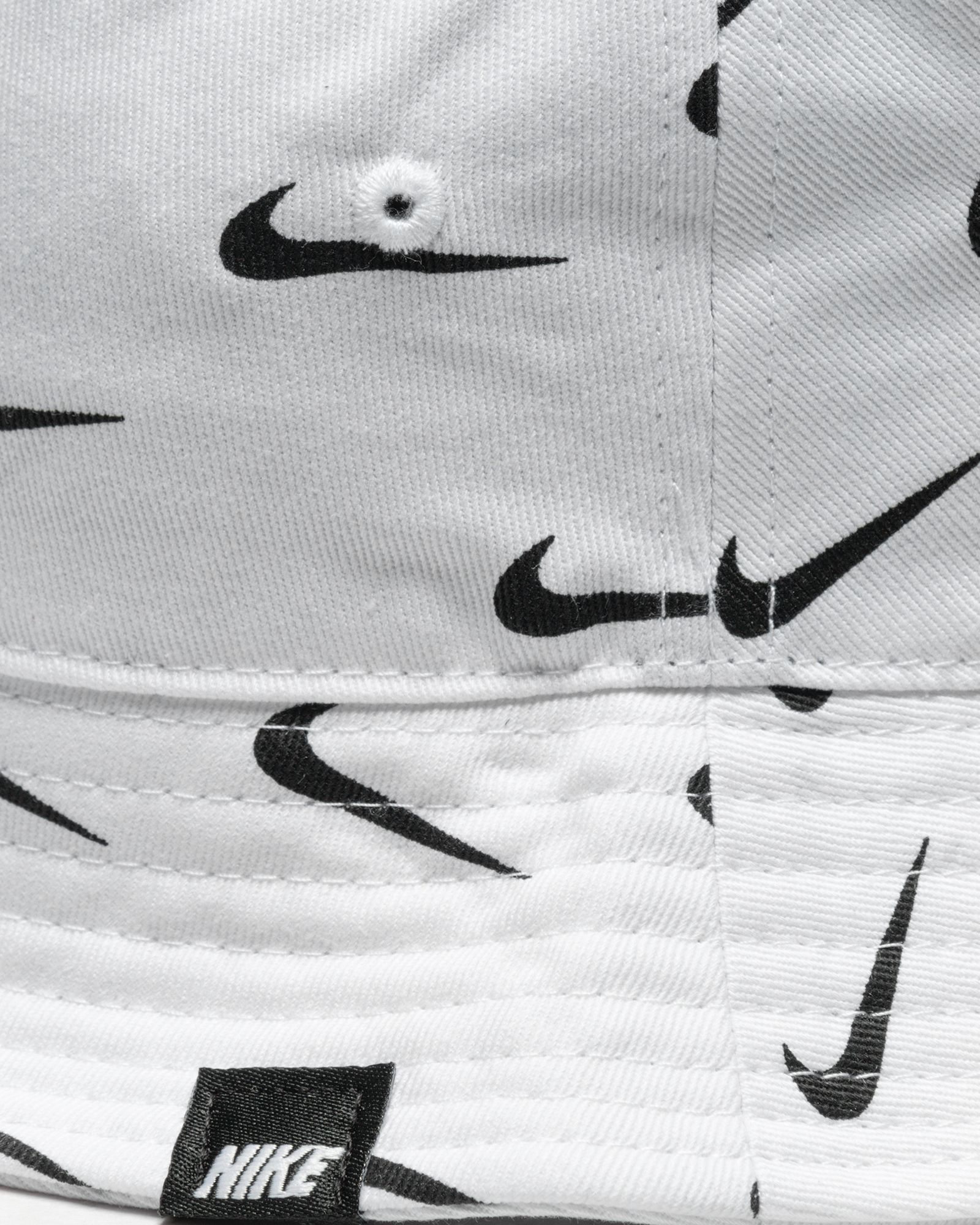 SWOOSH PRINT BUCKET HAT