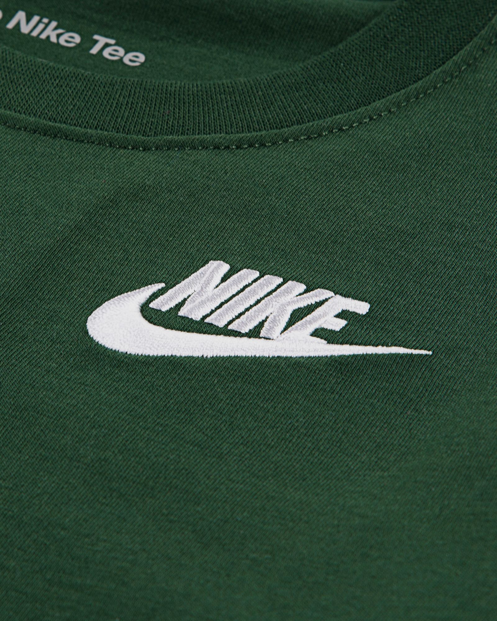 NSW EMBROID FUTURA TEE