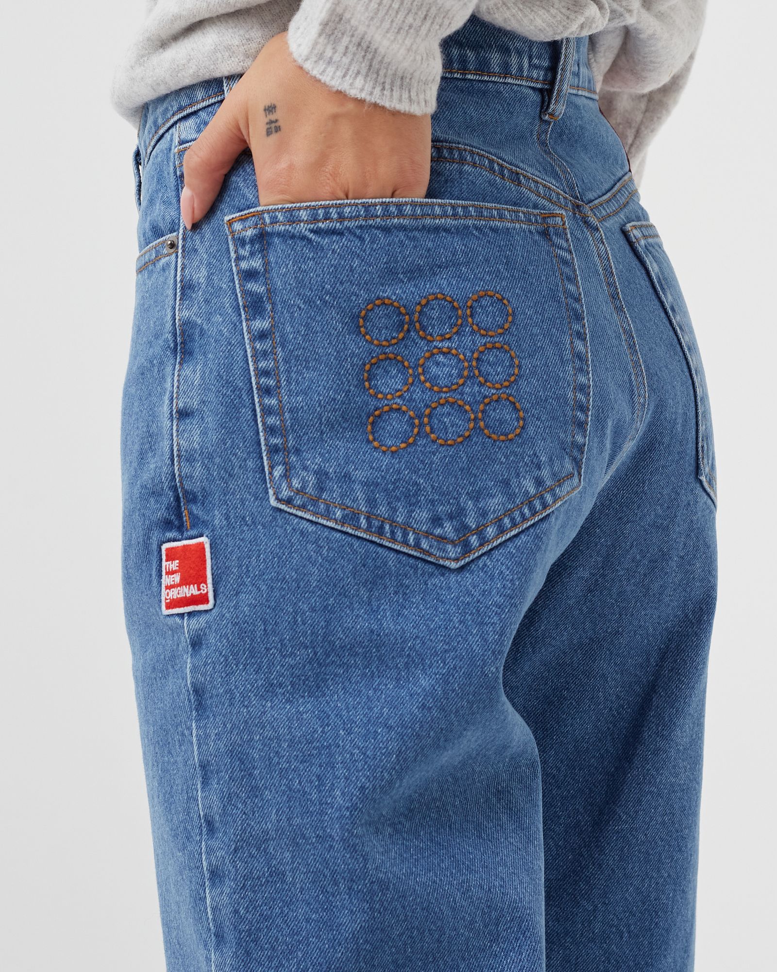 WMNS 9-Dots Jeans (slightly tapered)