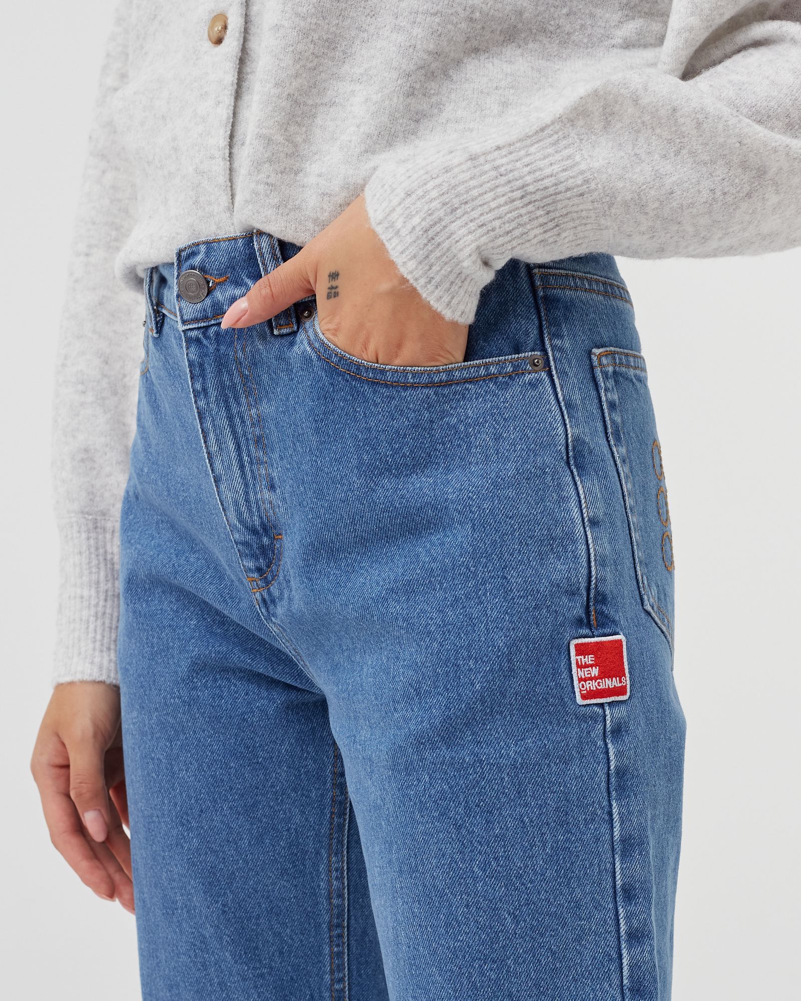 WMNS 9-Dots Jeans (slightly tapered)