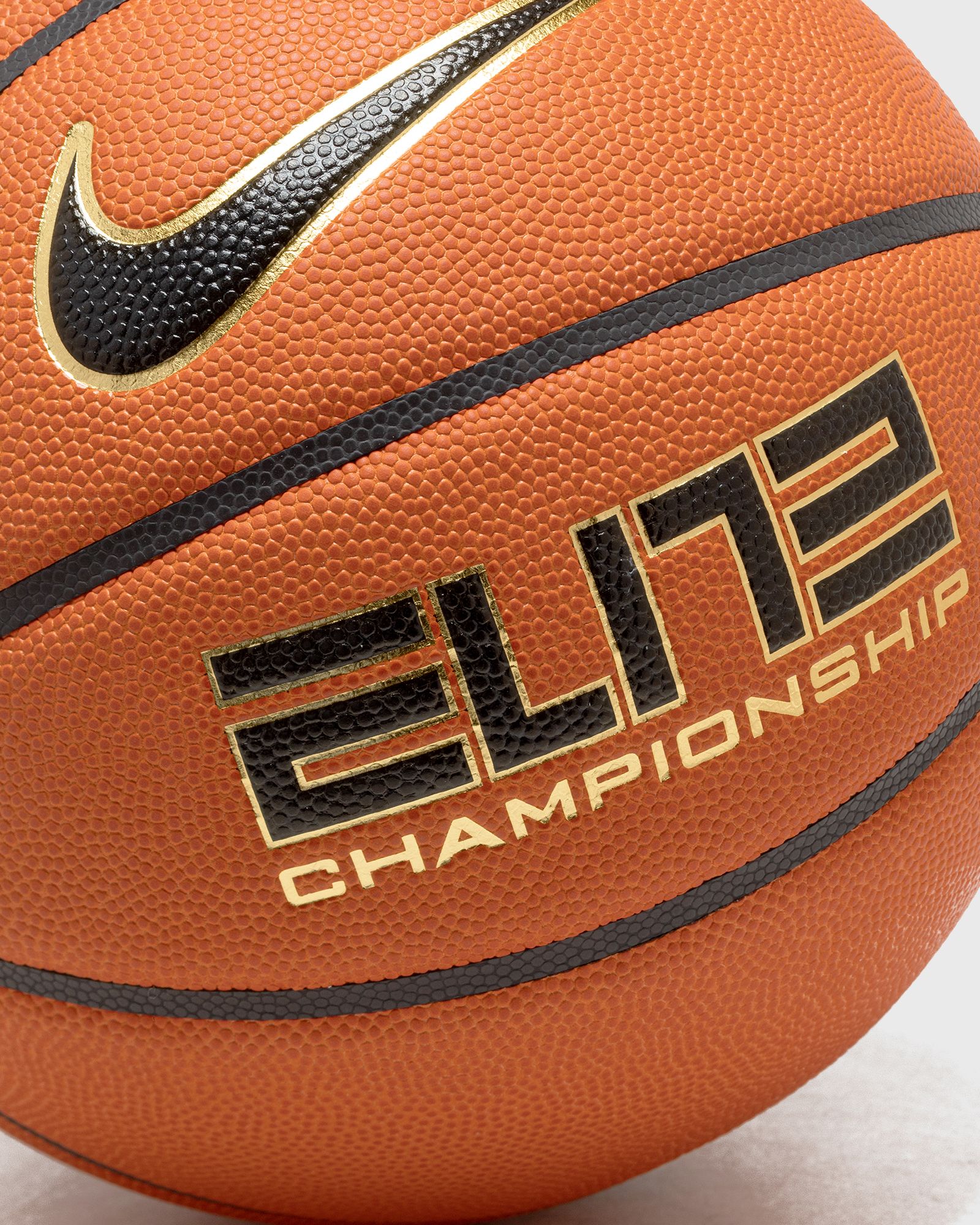 NIKE ELITE CHAMPIONSHIP 8P 2.0 DEFLATED SIZE 7