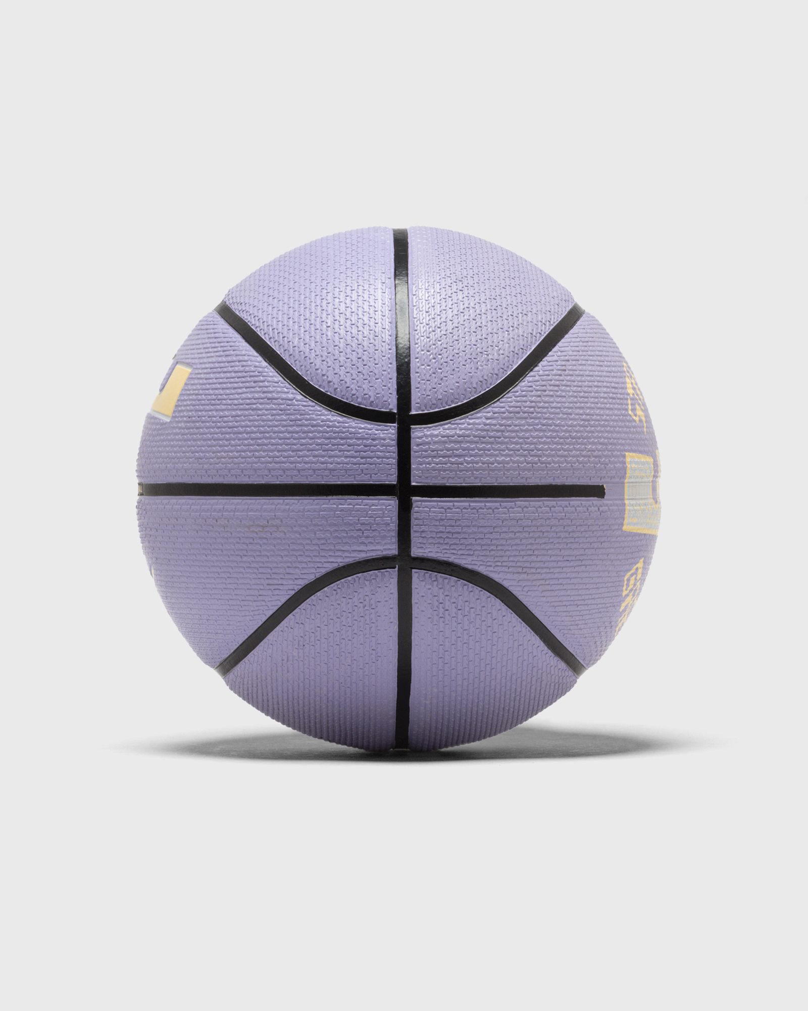 PLAYGROUND 2.0 8P L JAMES DEFLATED BASKETBALL SIZE 7