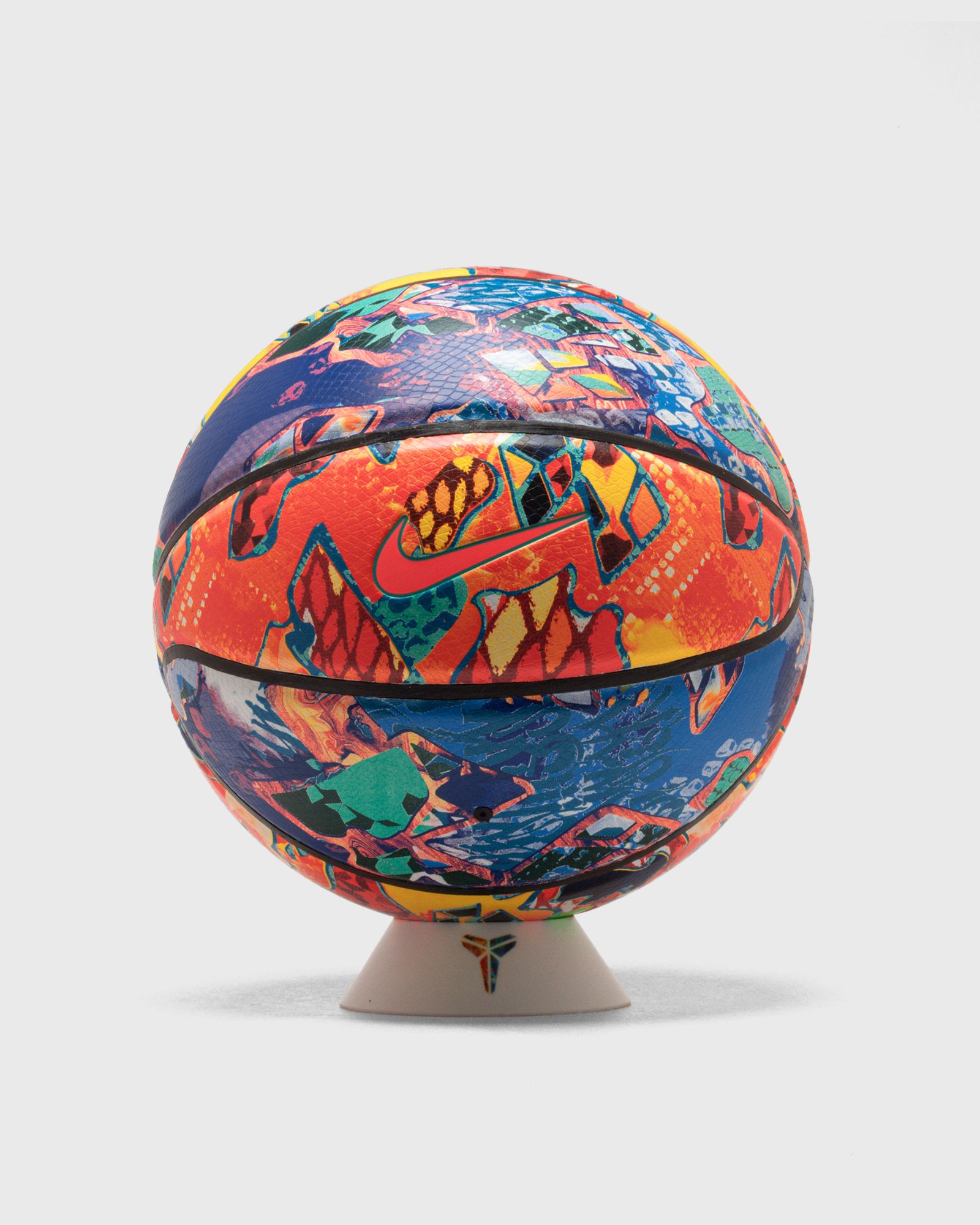 WHAT THE BASKETBALL 8P K BRYANT SIZE 7