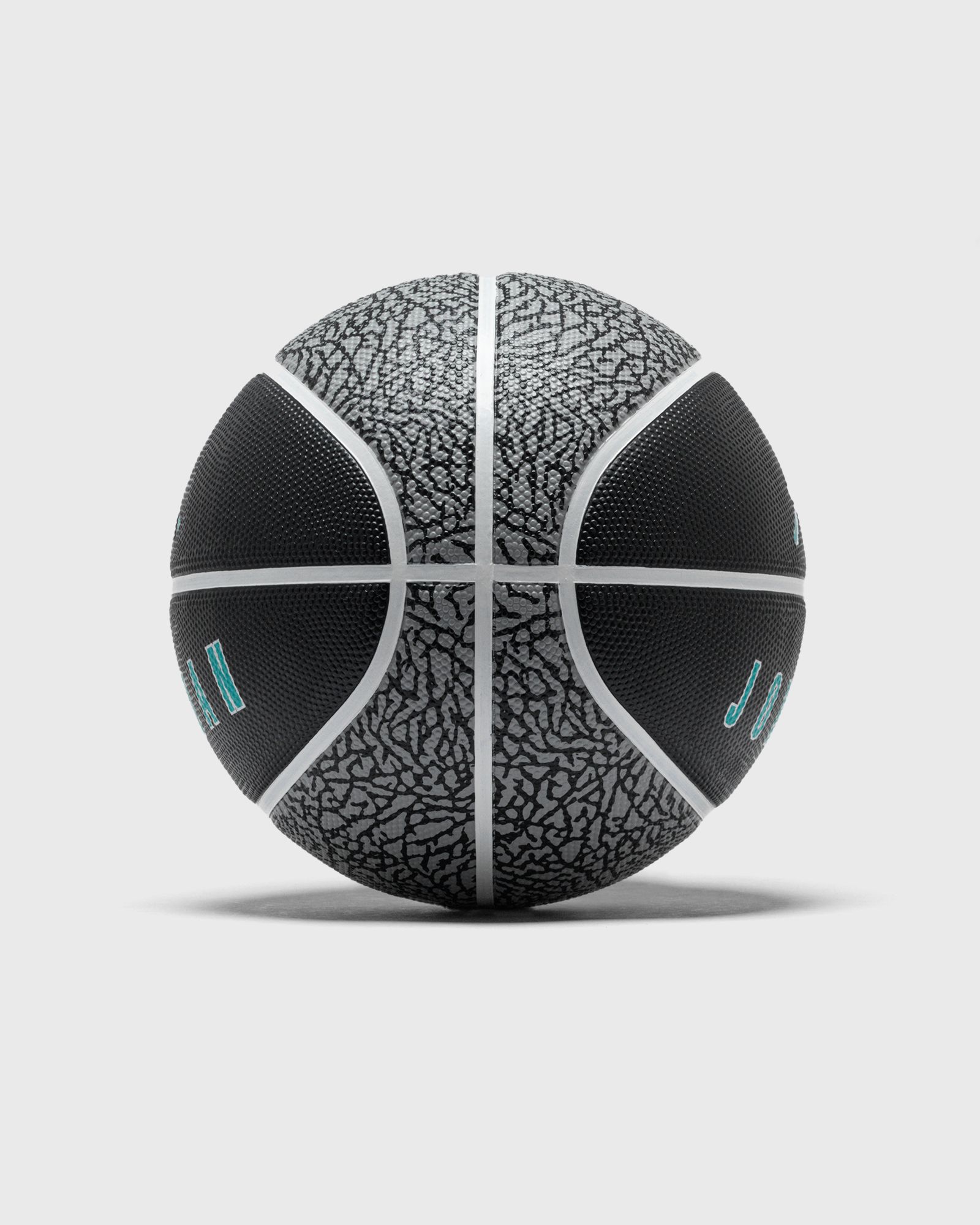 PLAYGROUND 2.0 8P DEFLATED  BASKETBALL SIZE 7