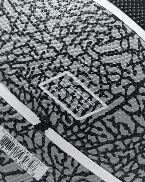 PLAYGROUND 2.0 8P DEFLATED  BASKETBALL SIZE 7