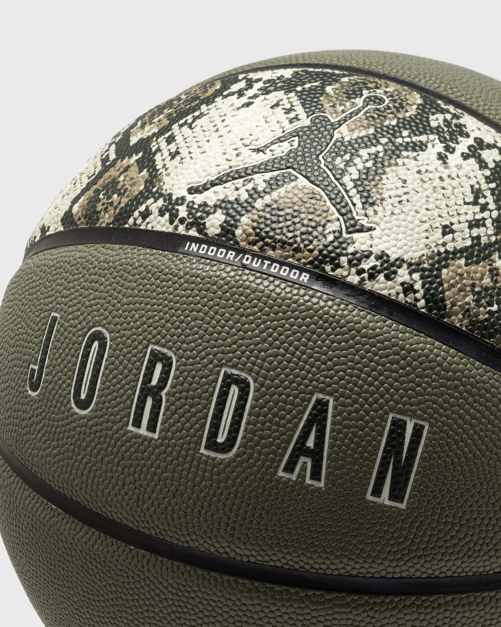 ULTIMATE 2.0 8P GRAPHIC DEFLATED SIZE 7