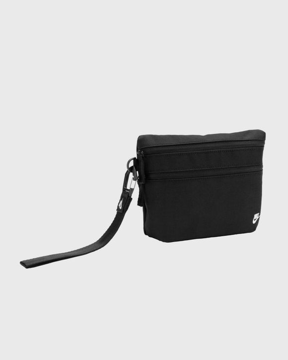 CLUB CLUTCH WRISTLET