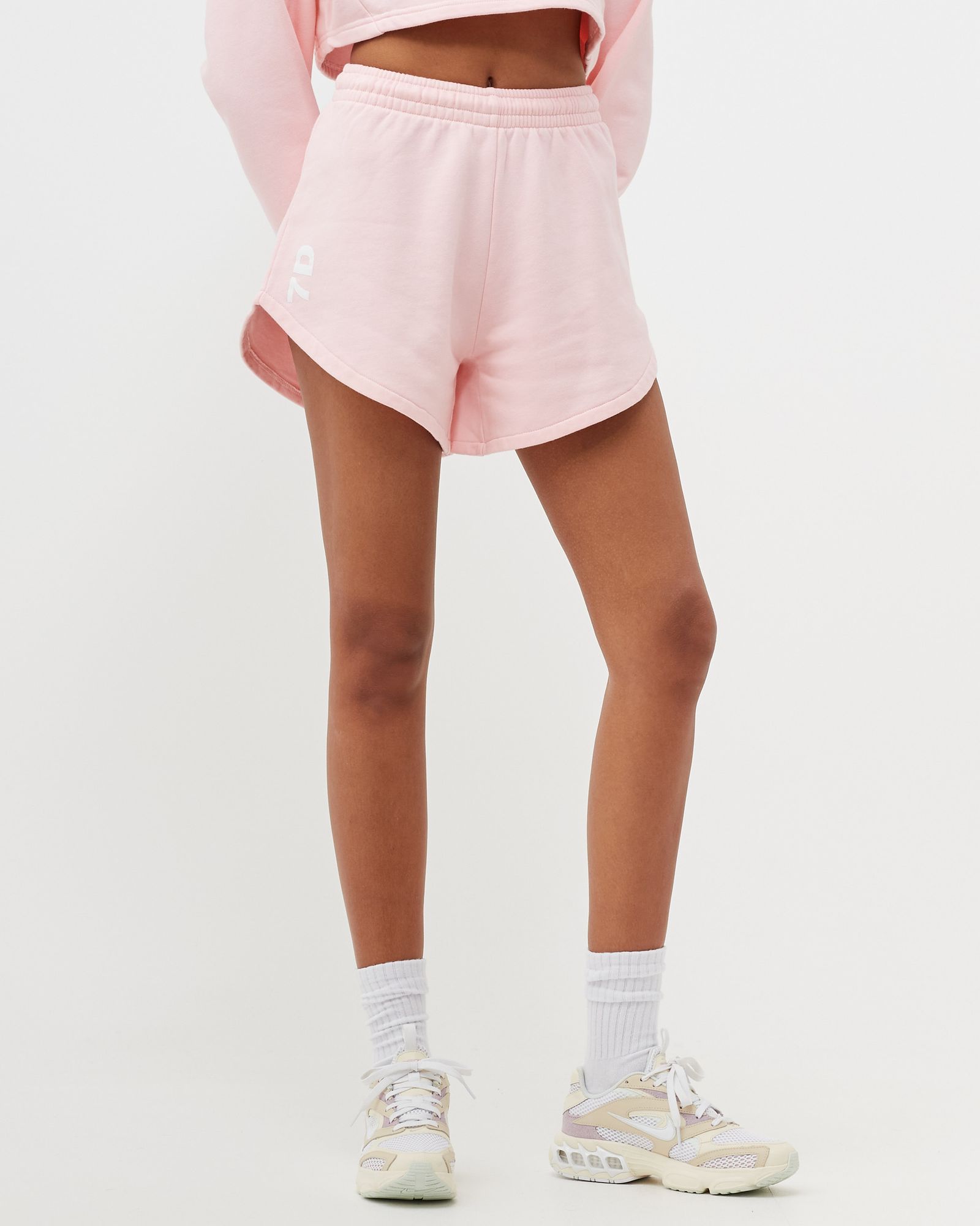 WMNS Barb Shorts