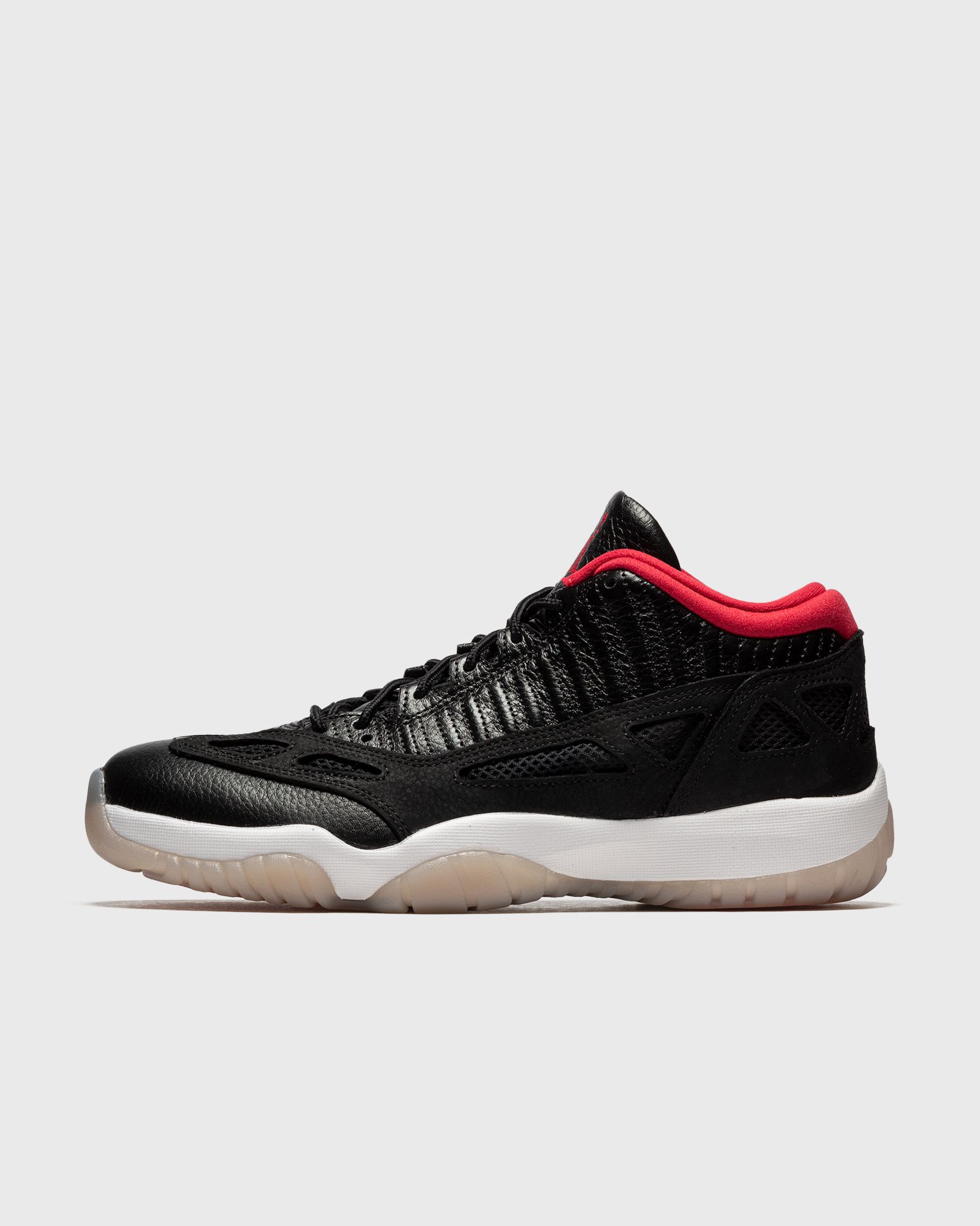 Air Jordan 11 Retro Low IE