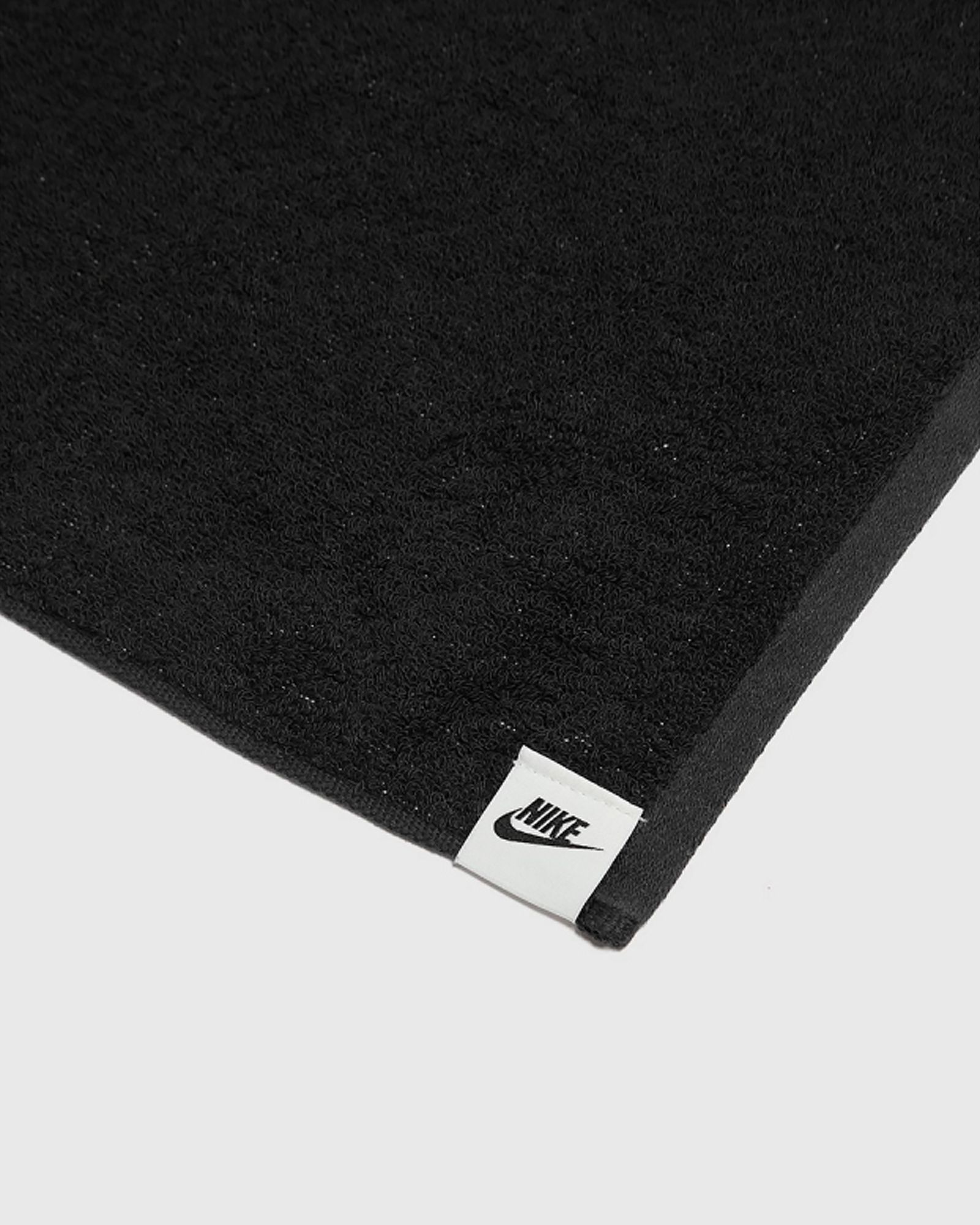 CLUB POOL TOWEL 172 x 73cm