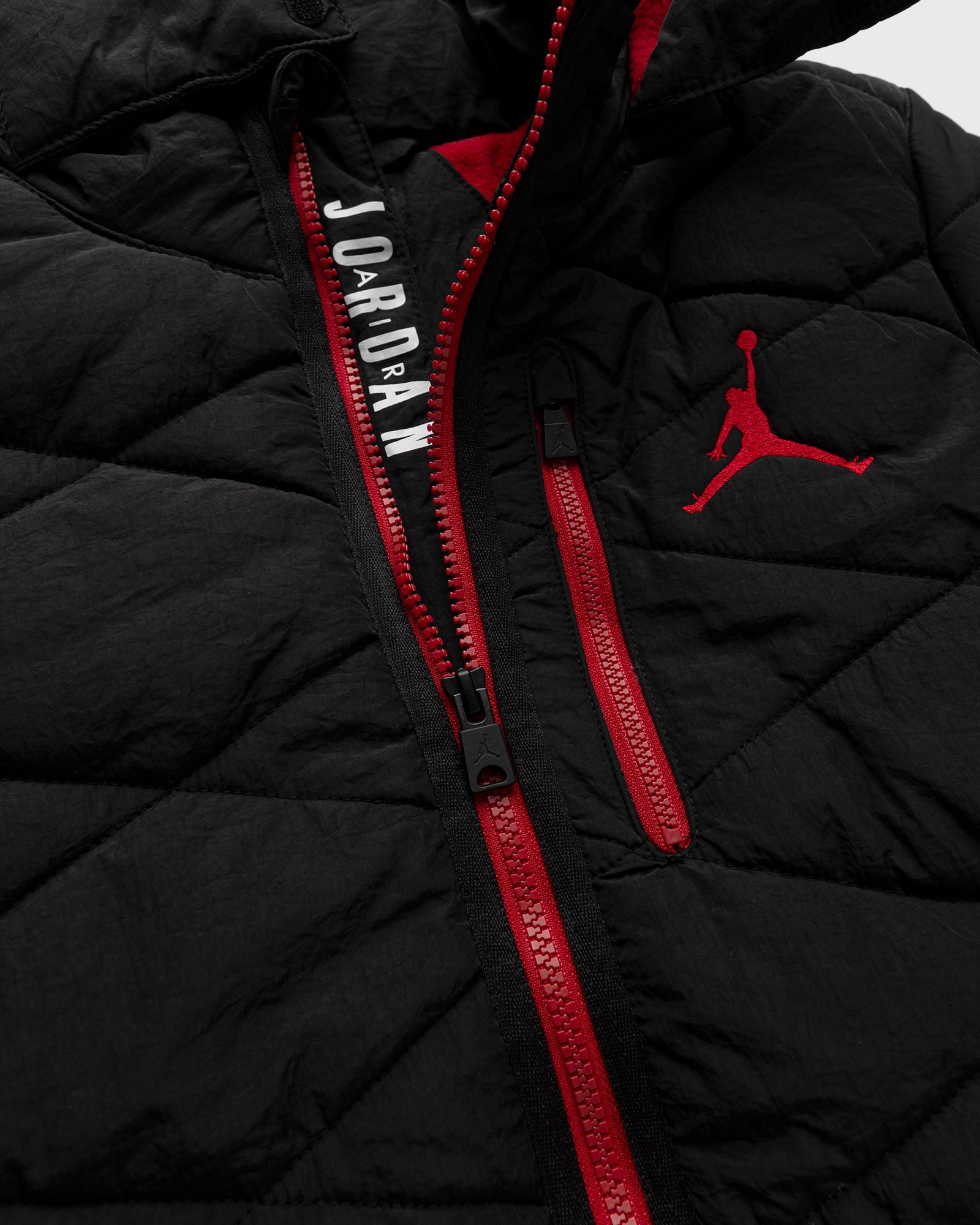 DETACH HOOD PUFFER JACKET