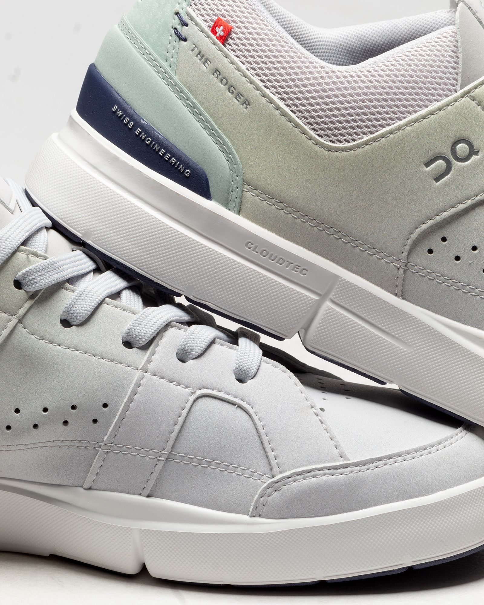 THE ROGER Clubhouse Opal 1 M