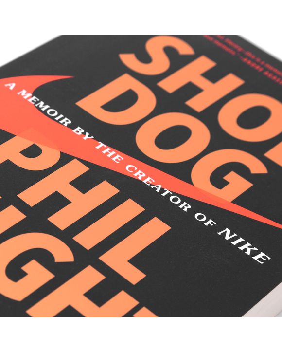 Shoe Dog - a Memoir by the Creator of Nike