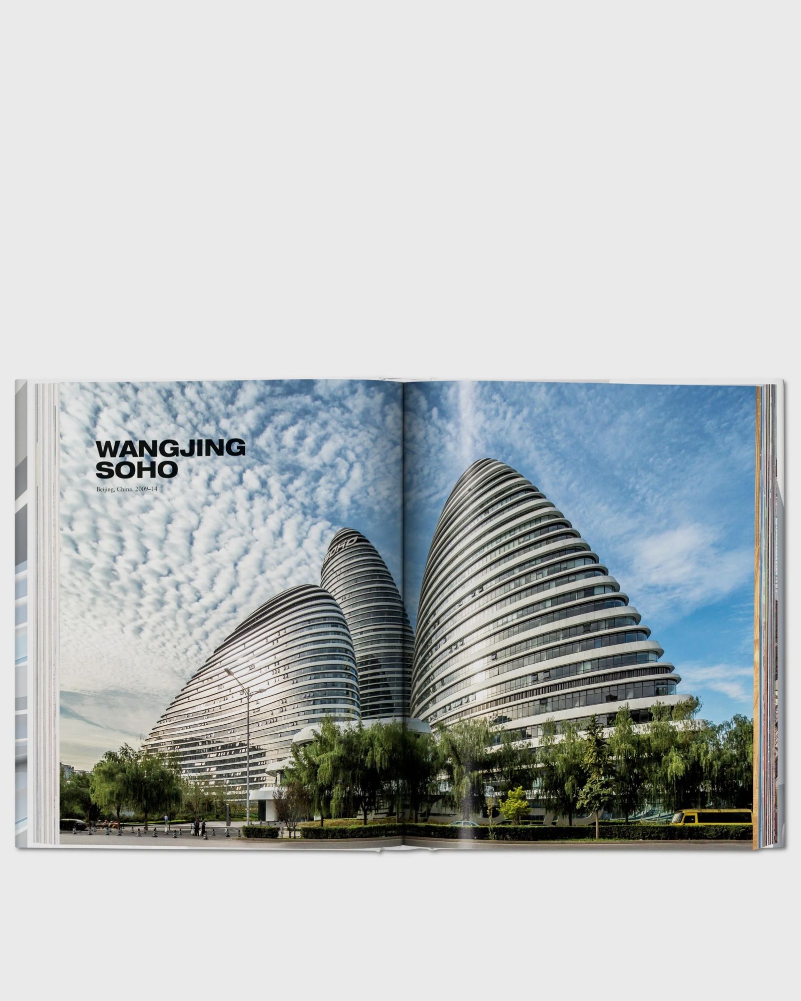 Zaha Hadid. Complete Works 1979-Today. 2020 Edition by Philip Jodidio