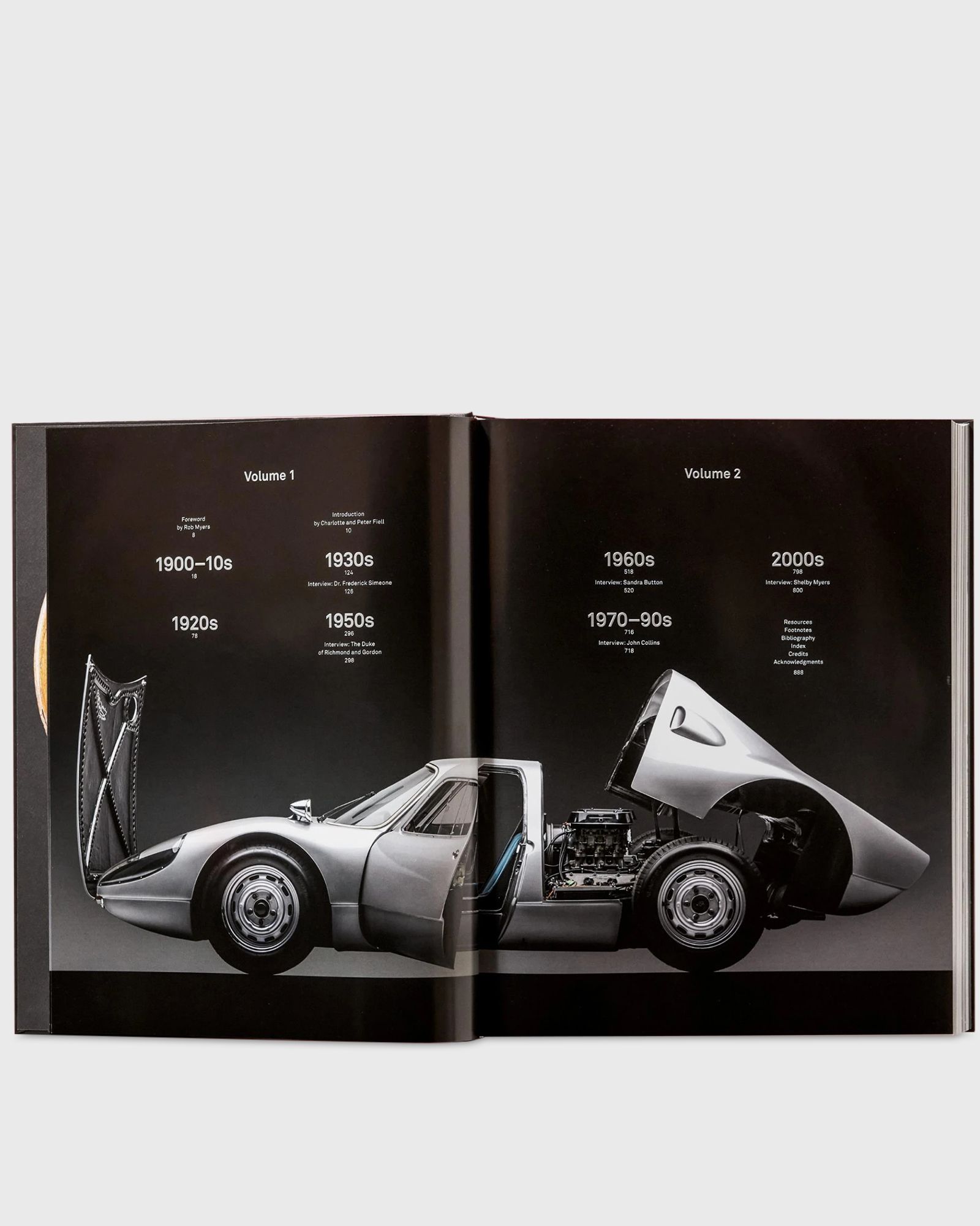 Ultimate Collector Cars by Charlotte & Peter Fiell