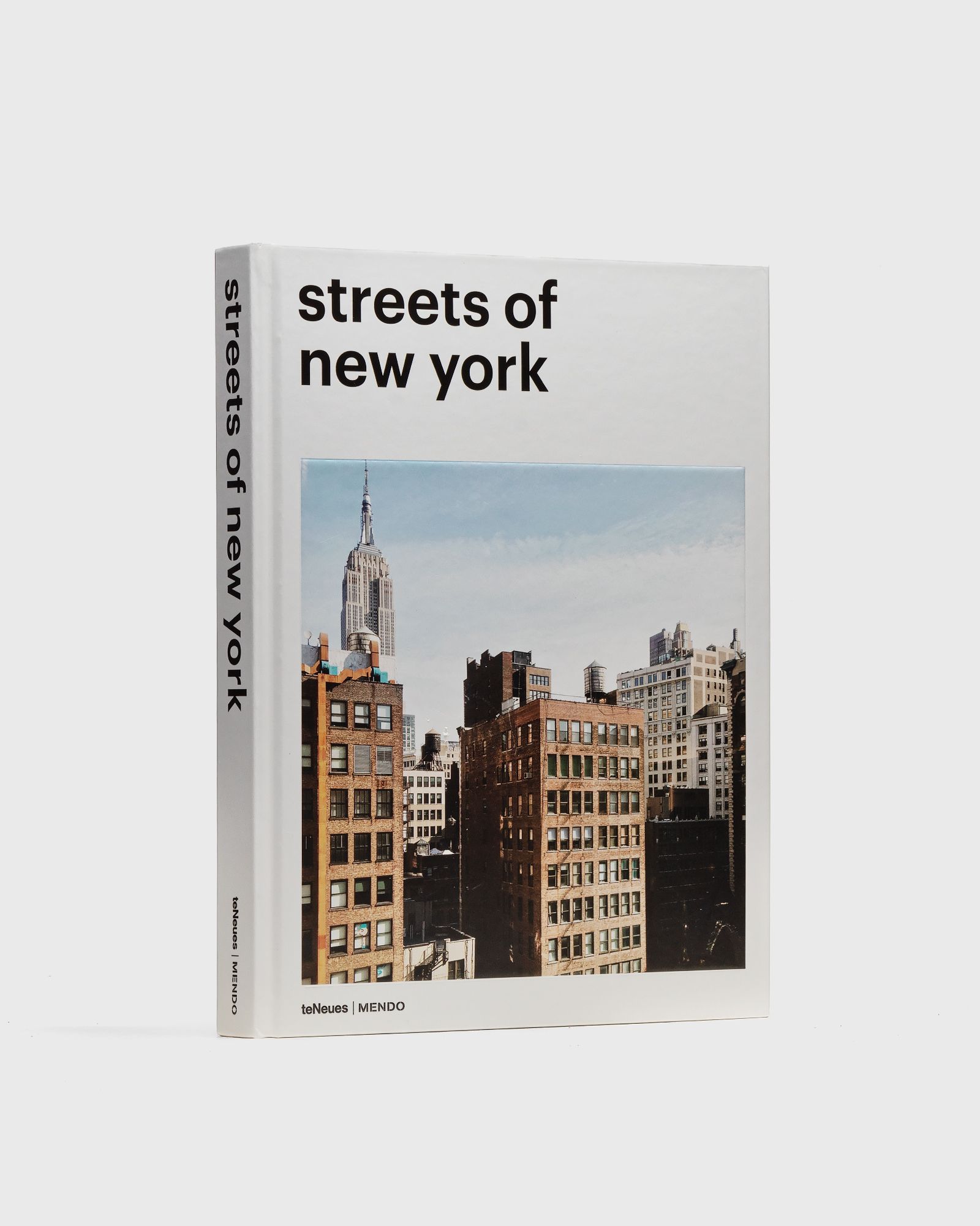 "Streets of New York" by Mendo