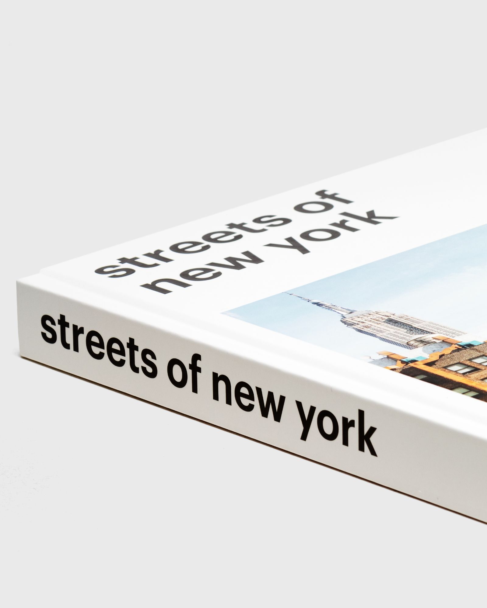 "Streets of New York" by Mendo
