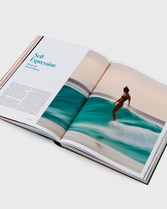 “Surf Porn - Surf Photography's Finest Selection” by von Robert Klanten & Bastian Fuhrmann