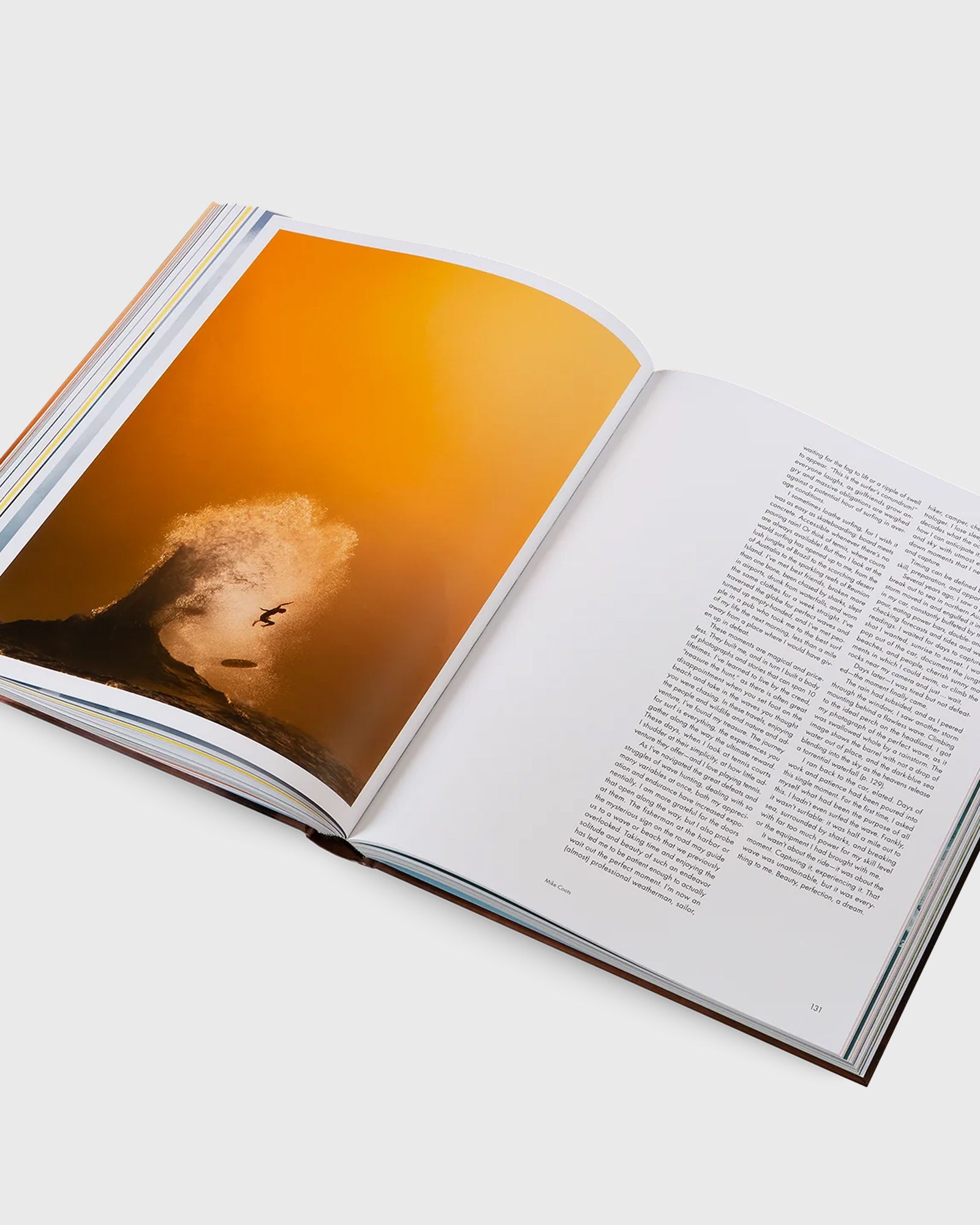 “Surf Porn - Surf Photography's Finest Selection” by von Robert Klanten & Bastian Fuhrmann